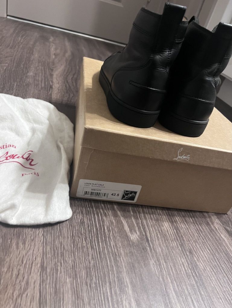 Christian Louboutin Christian Louboutin "Red Bottoms" Louis Flat Calf Size US 9.5 / EU 42-43 - 3 Thumbnail