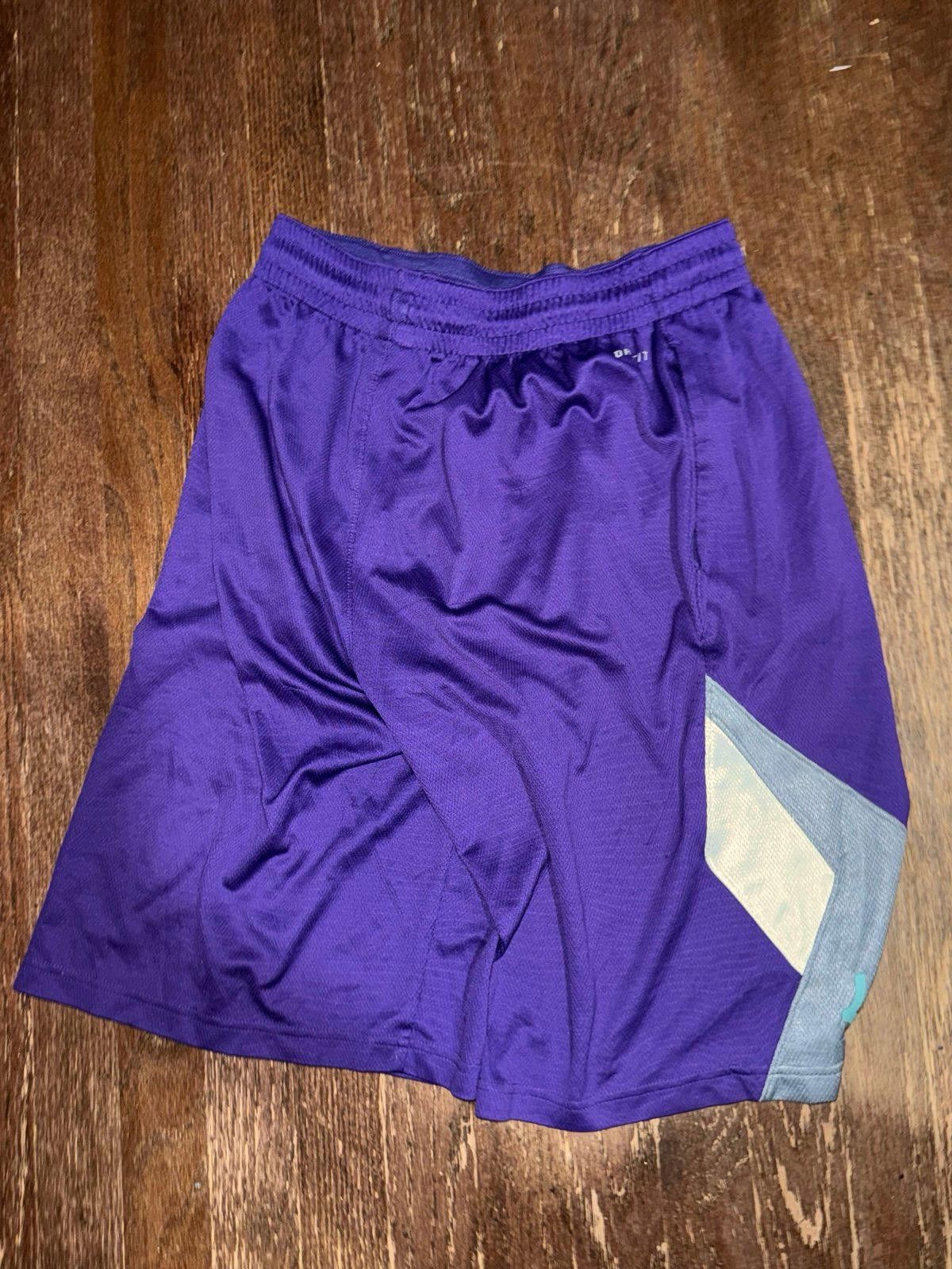 Nike Y2K Nike KD Mesh Basketball Hoop Shorts Purple Rare Sz M Size US 32 / EU 48 - 5 Thumbnail