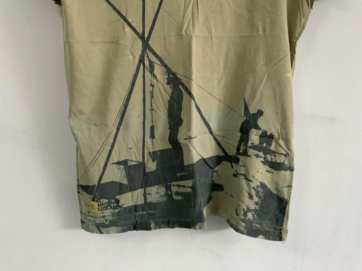 Uniqlo National Geographic Fade Rusty Uniqlo Japan Tee Size US M / EU 48-50 / 2 - 4 Thumbnail