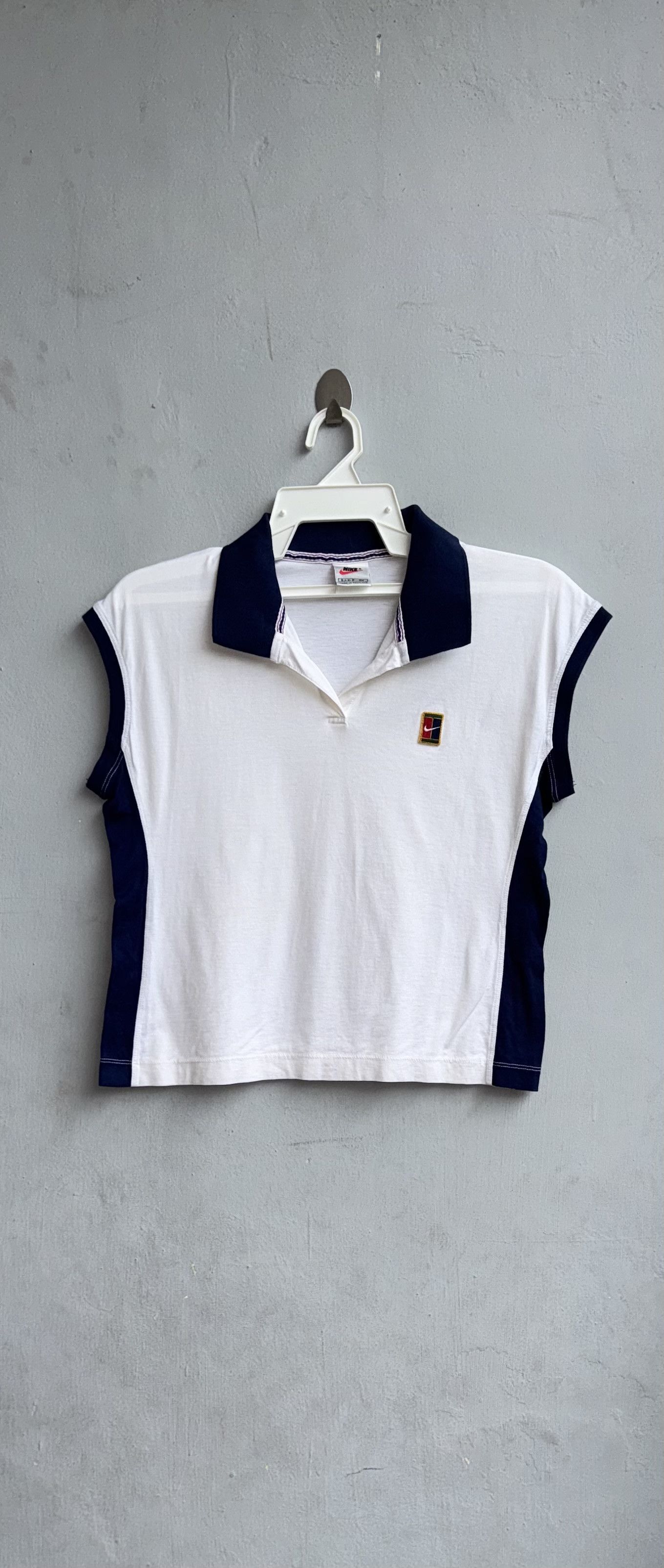 Nike Nike Tennis Shirt Size S / US 4 / IT 40 - 1 Thumbnail