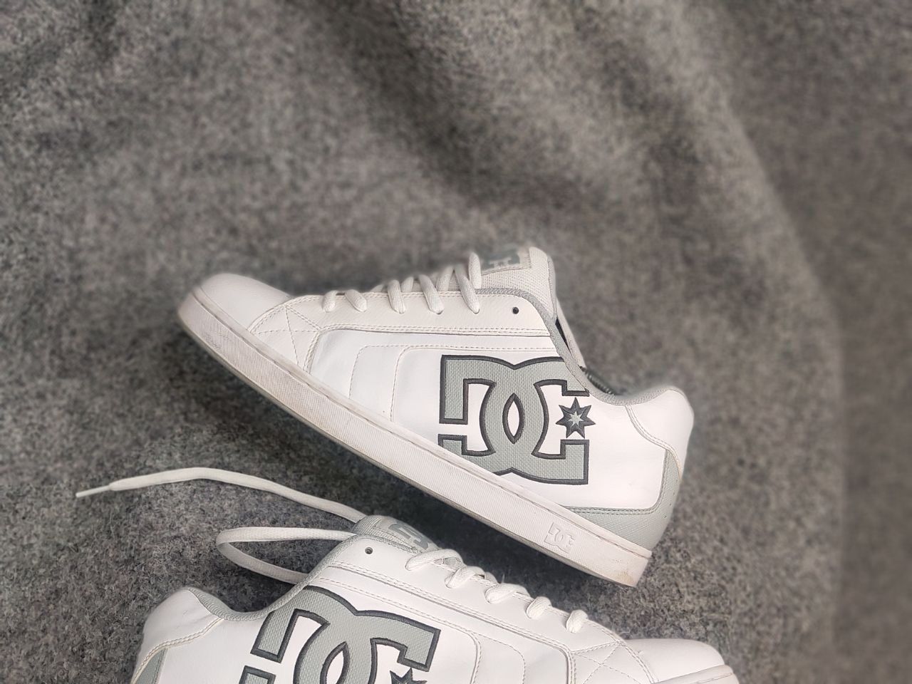 DC DC scarpe Net court graffik Oversized Sneakers Vintage Y2K Size US 13 / EU 46 - 4 Thumbnail