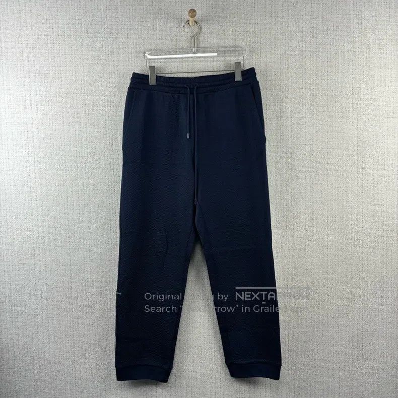 Louis Vuitton Louis Vuitton size l Solid Logo embossed full-print drawstr Size US 28 / EU 44 - 1 Thumbnail
