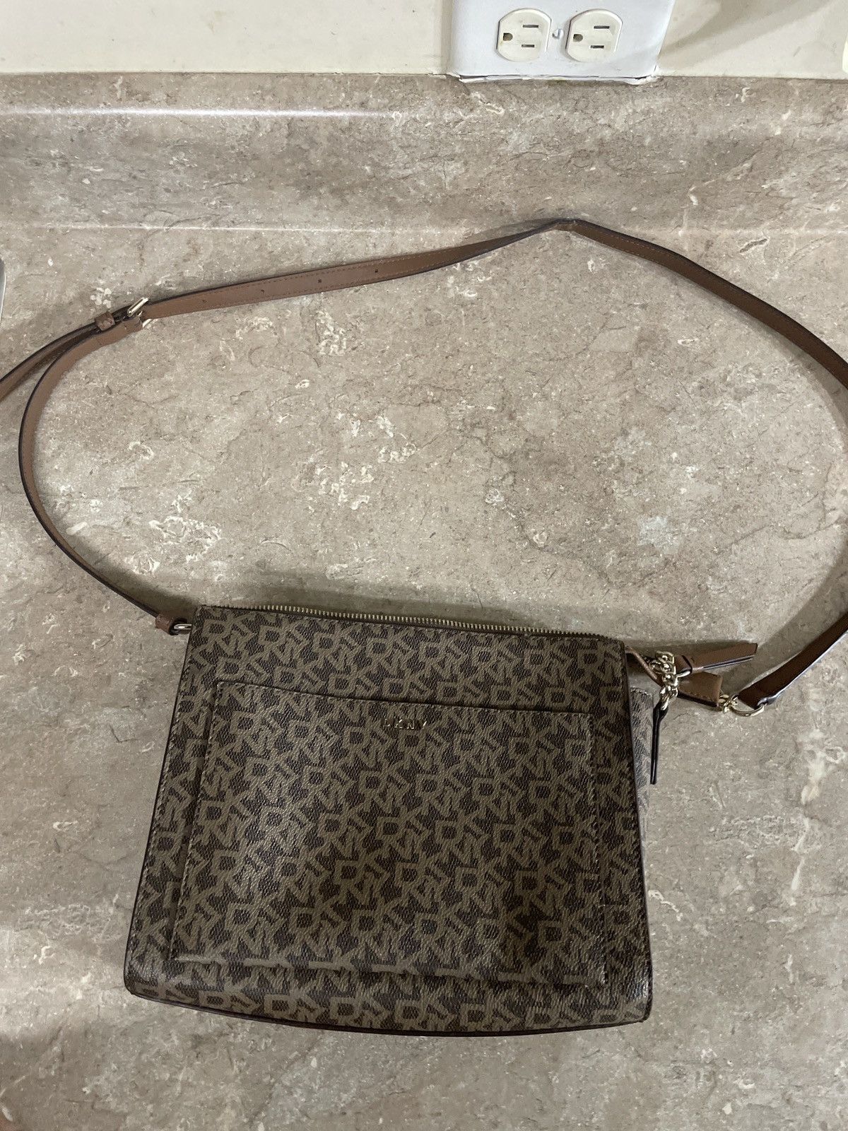 DKNY DKNY Shoulder Bag!! Size ONE SIZE - 3 Thumbnail