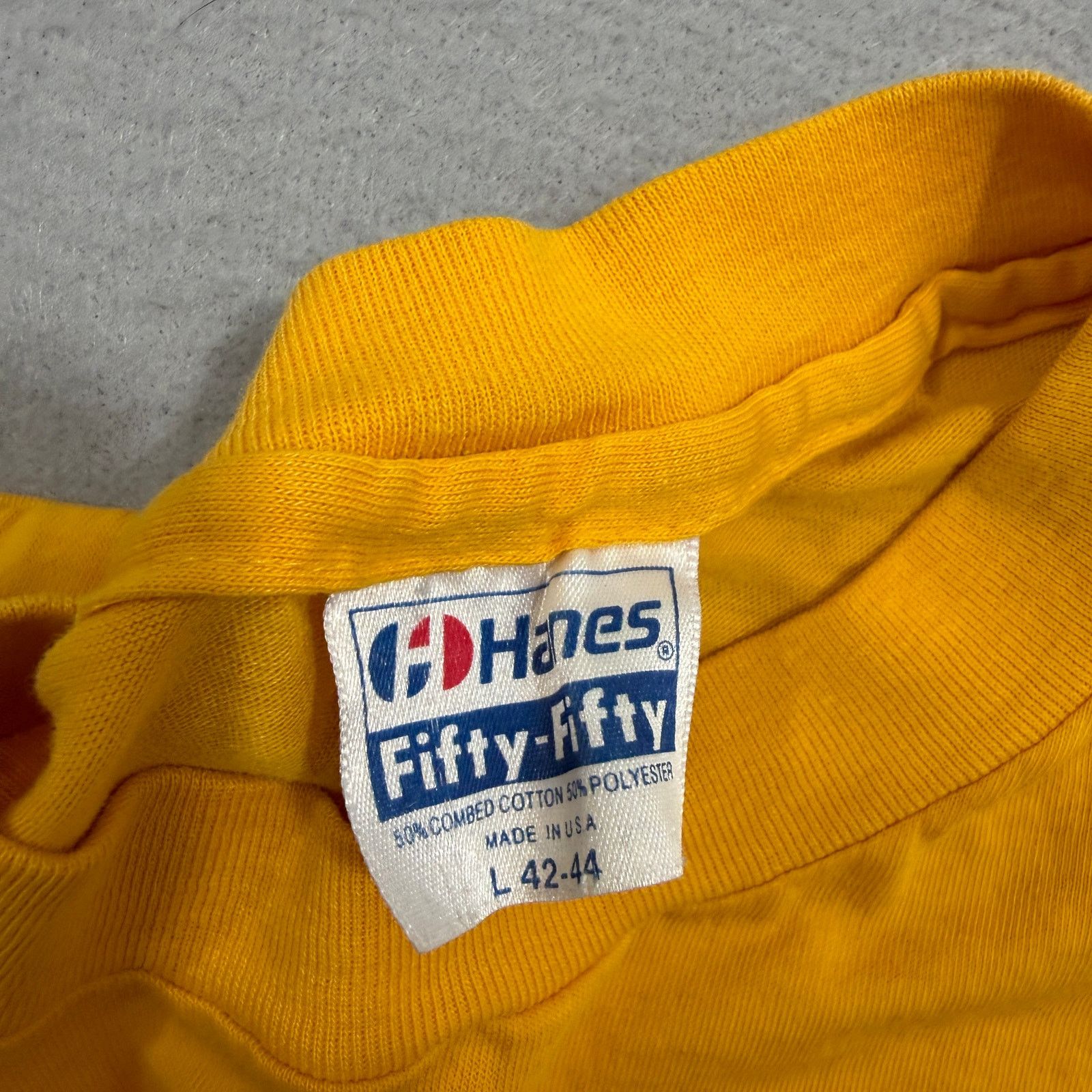Vintage Vintage The Income Tax People Shirt Large Yellow Paper Thin Size US L / EU 52-54 / 3 - 7 Thumbnail