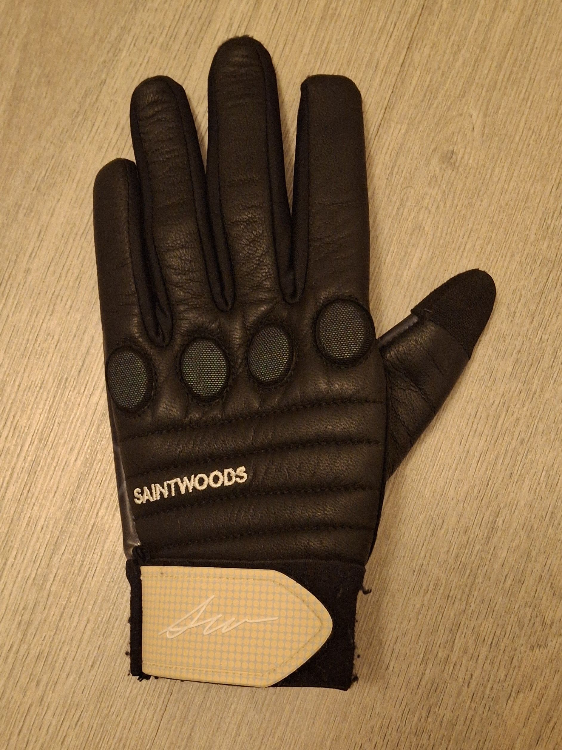 Saintwoods × Slumpy Kev Slumpykev X SaintWoods "SW/SK Leather Dog" Gloves *RARE* Size 42 - 5 Thumbnail
