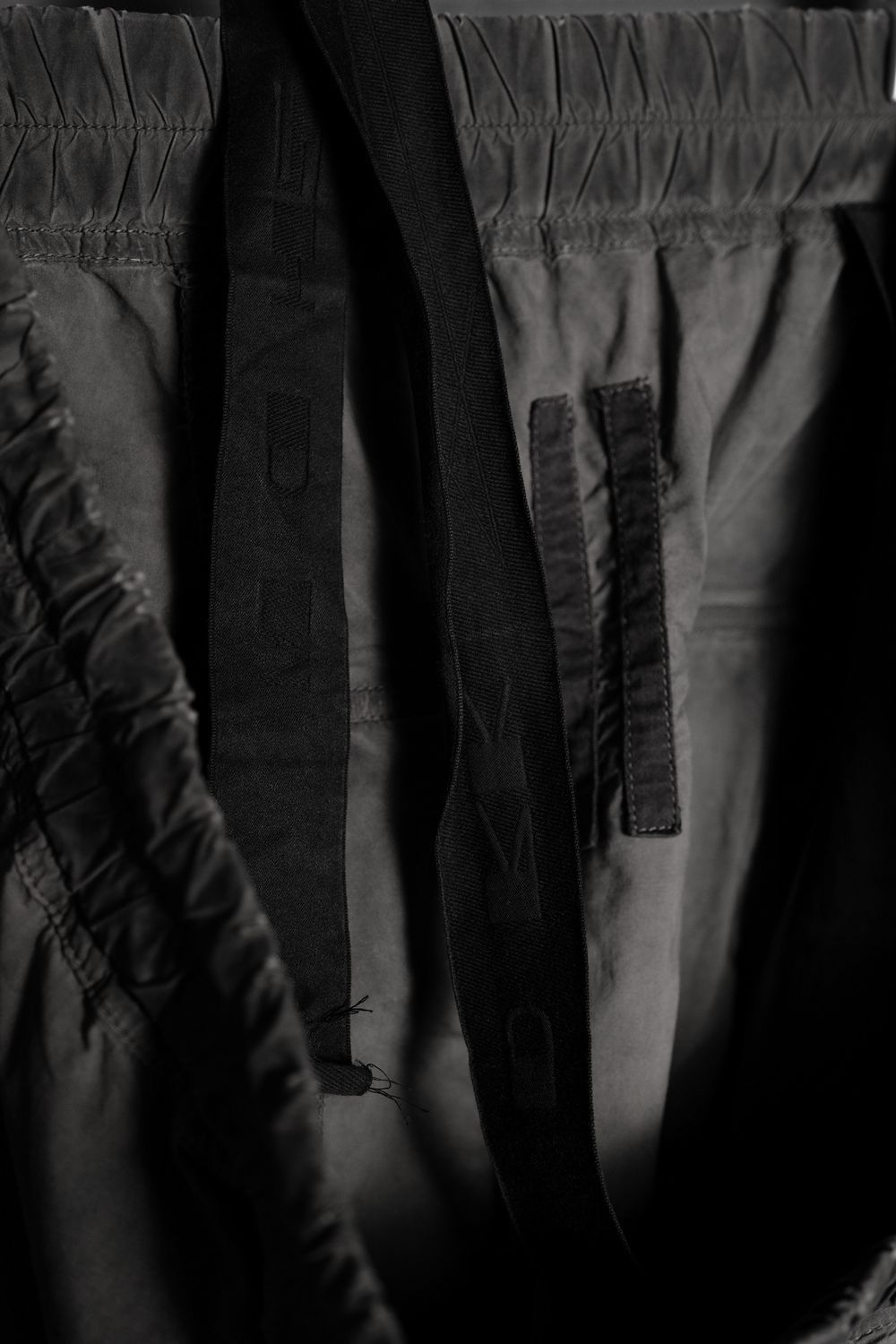 Rick Owens Drkshdw Rick Owens DRKSHDW Pods Shorts Size US 34 / EU 50 - 6 Thumbnail