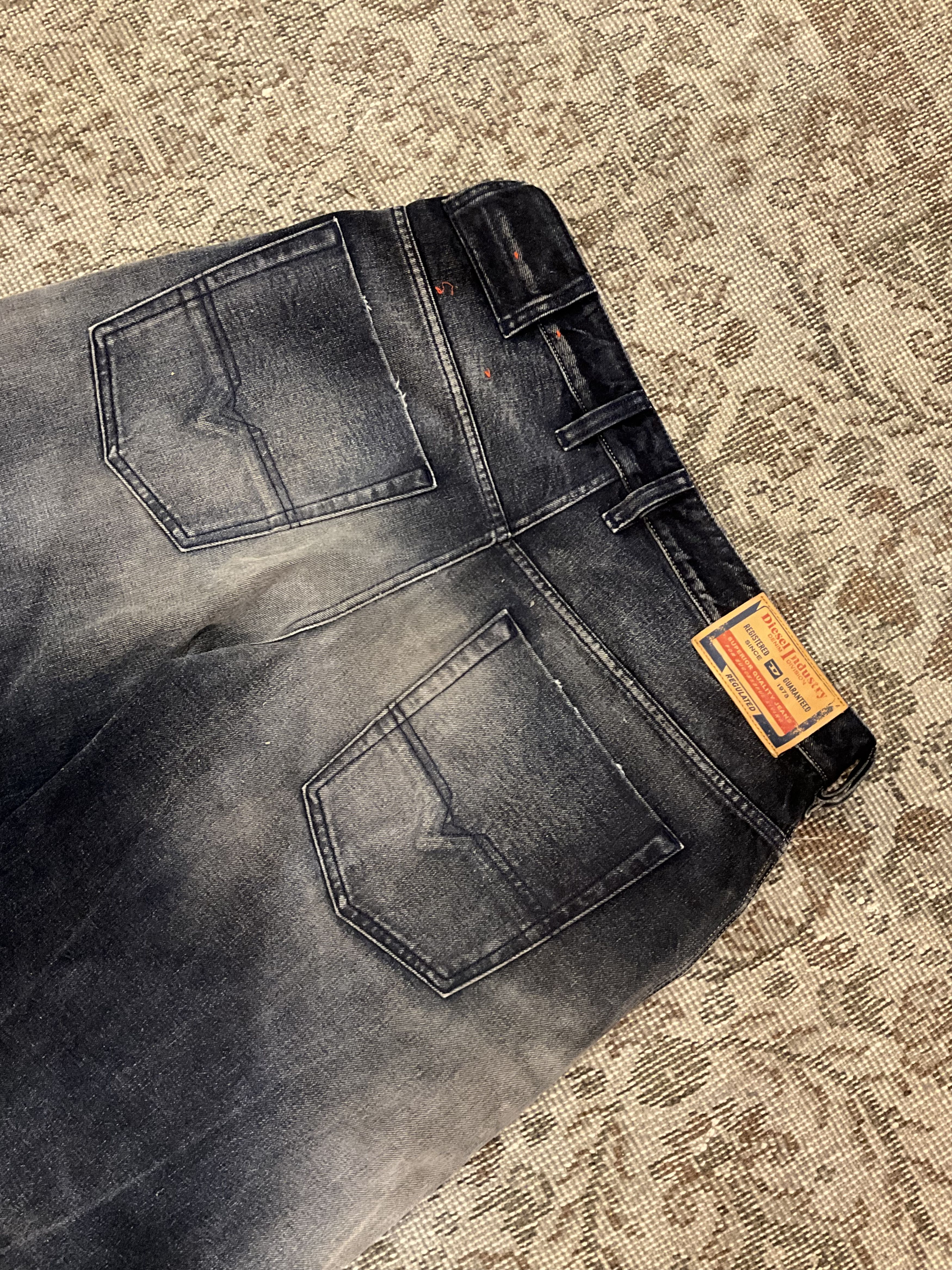 Diesel Diesel 1997 D-ENIM-M Relaxed Wide Leg Jeans Dark Indigo W32 Size US 32 / EU 48 - 6 Thumbnail