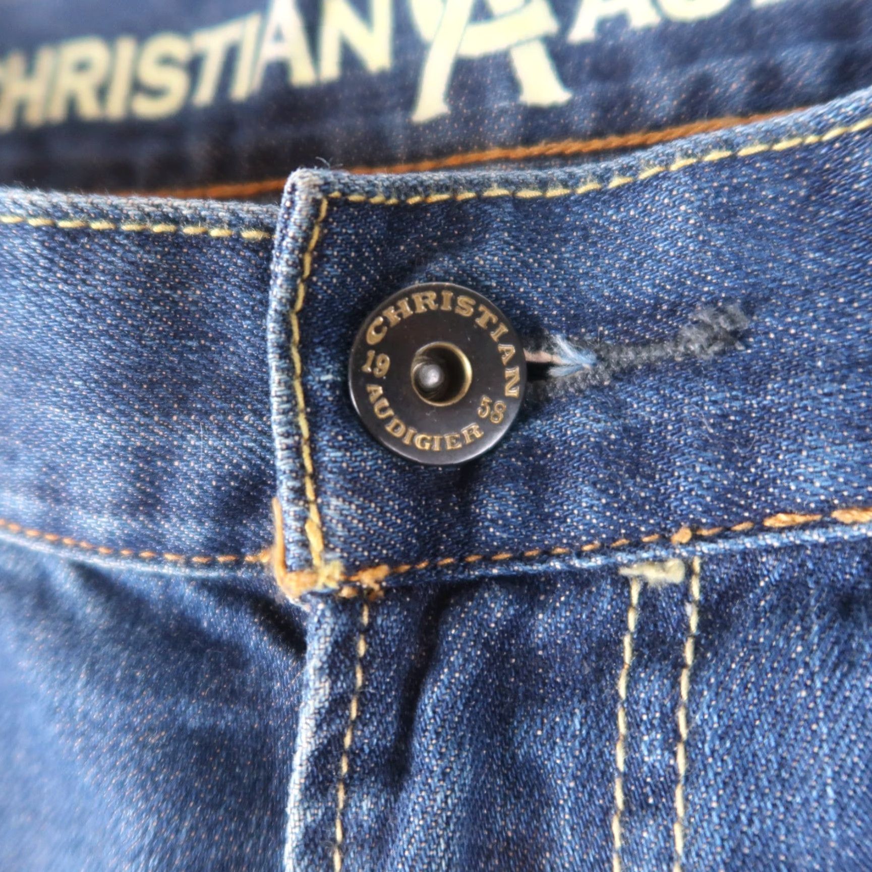 Denime VINTAGE Christian Audigier Denim Jeans Size 34x32 Straight Leg Distressed Mens Jeans Casual Blue 5-Pocket Mens Vintage USA Cotton Stretch Regular Size US 34 / EU 50 - 7 Thumbnail