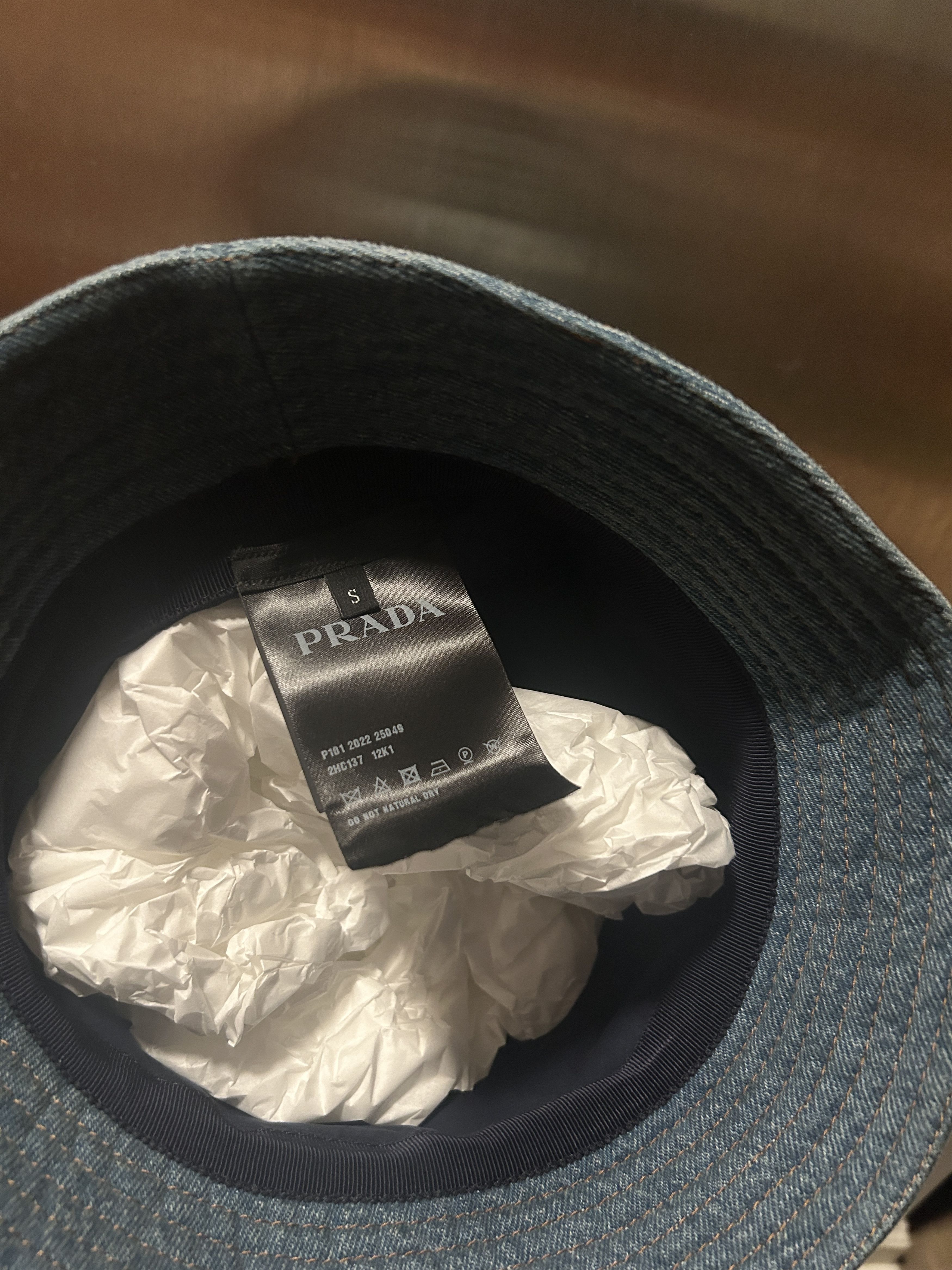 Prada (size SMALL) Denim bucket hat Size ONE SIZE - 4 Thumbnail