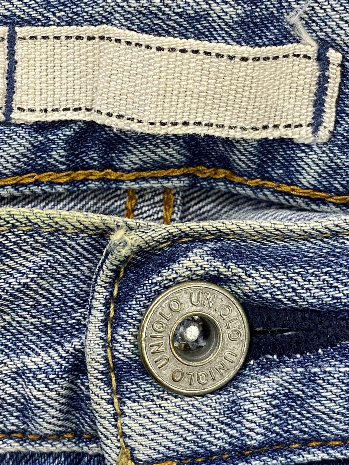 Uniqlo Uniqlo Acid Blue Wash Regular Straight Leg Jeans Size US 33 - 10 Thumbnail