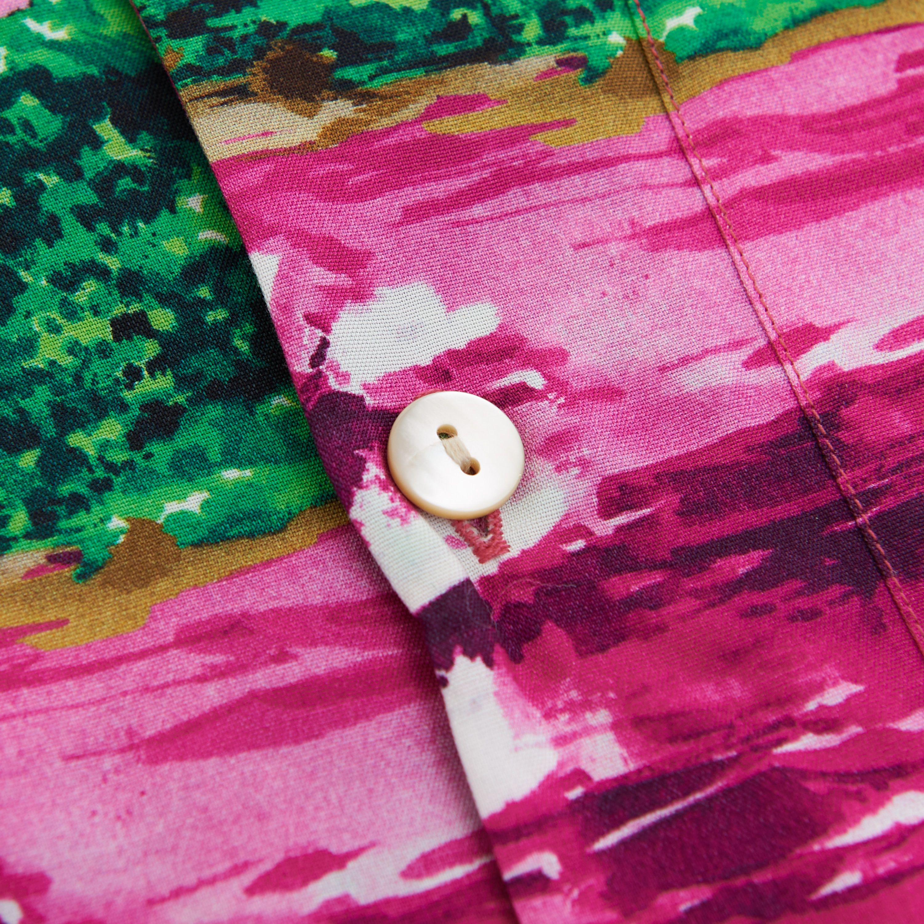 Gucci Multicolor Viscose Bowling Shirt With Island Print Size US S / EU 44-46 / 1 - 12 Thumbnail