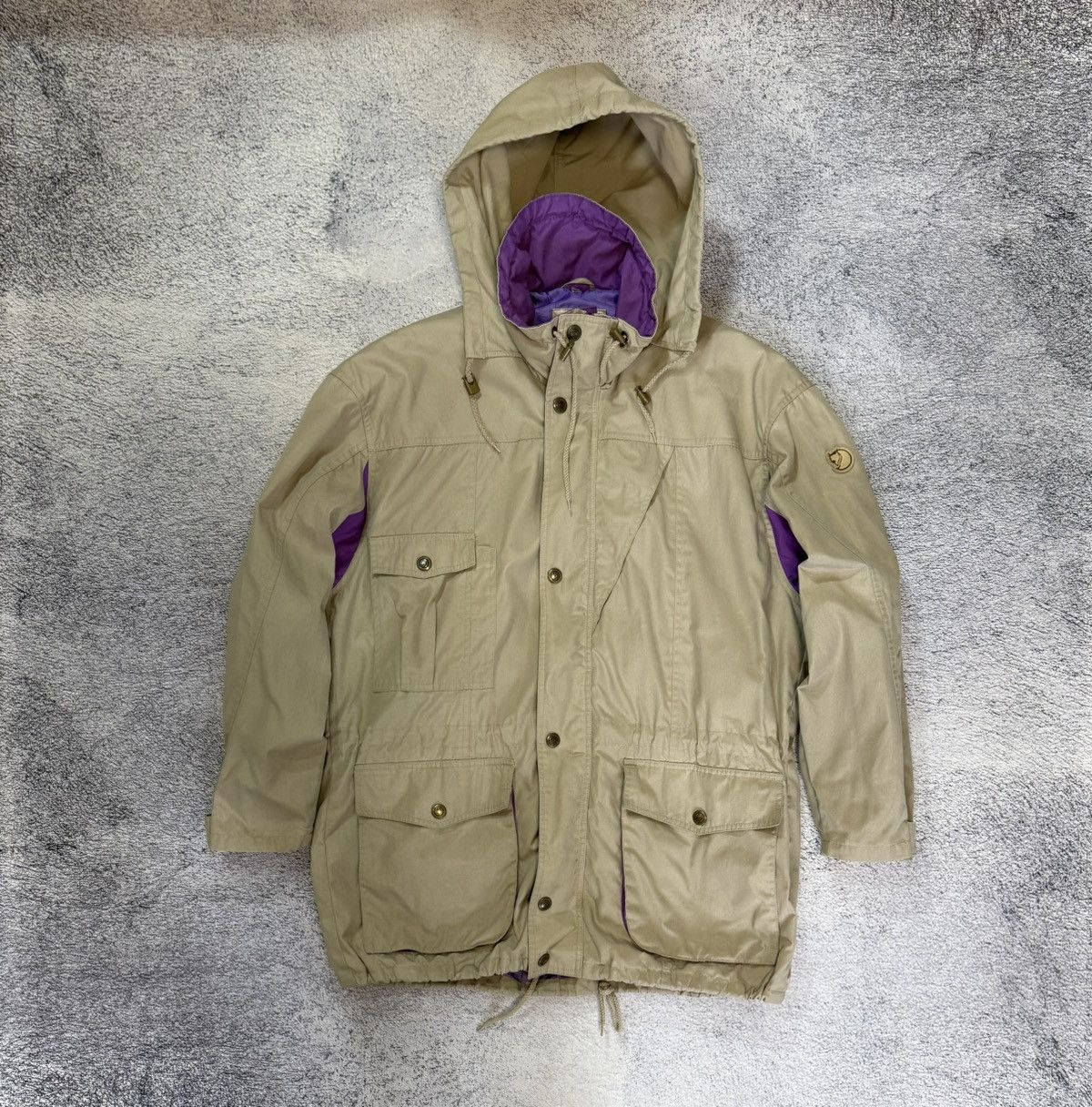 Fjallraven Vintage Fjallraven Hiker Jacket L Parka Hooded Gorpcore 90s Size US L / EU 52-54 / 3 - 1 Thumbnail