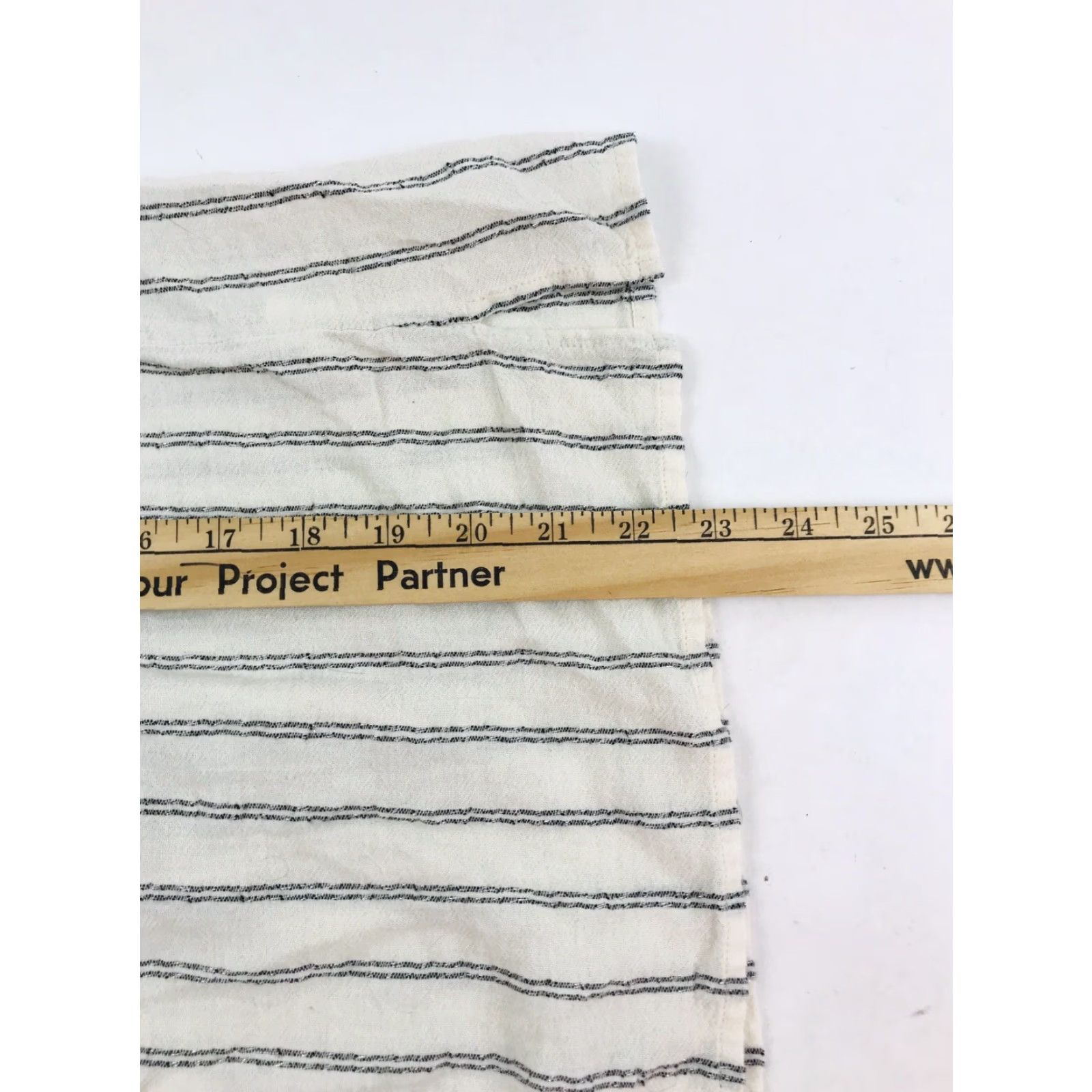 Vintage Elan Tank Top Size L Cream Black Stripe Sleeveless Spaghetti Strap Off Shoulder Women Summer Vintage: No (adjusted within rules?) Size L / US 10 / IT 46 - 5 Thumbnail