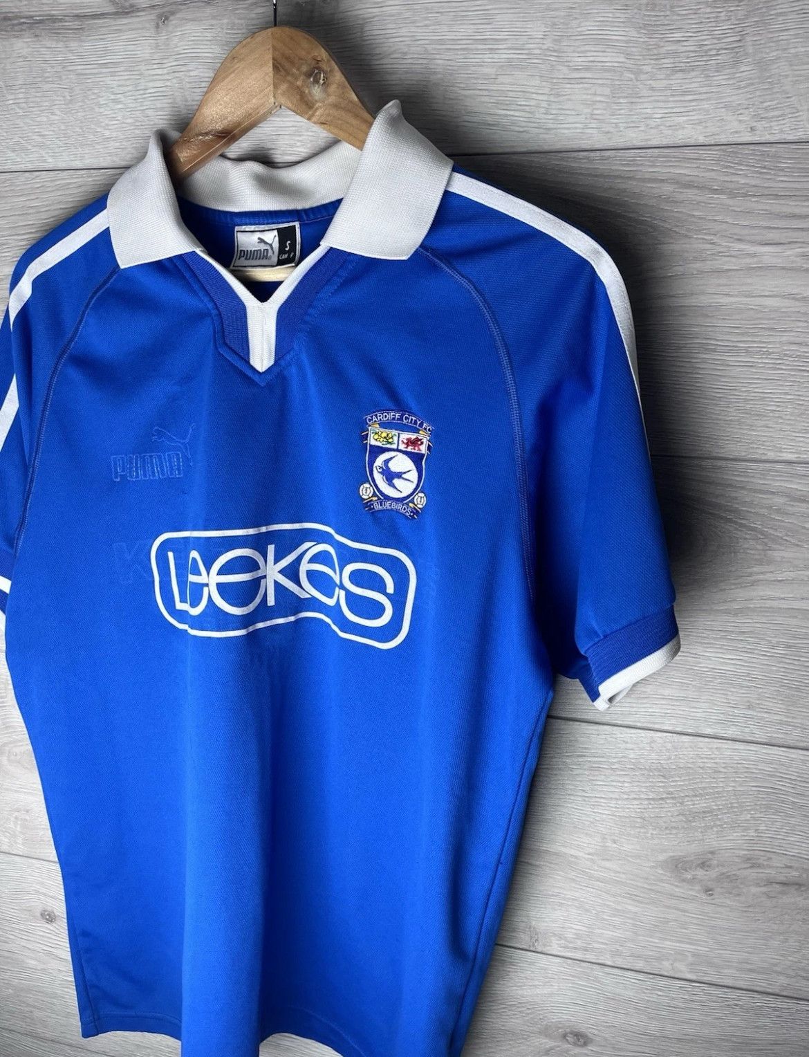 Puma Vintage soccer jerseys Puma Cardiff City 02/03 size S Size US S / EU 44-46 / 1 - 4 Thumbnail
