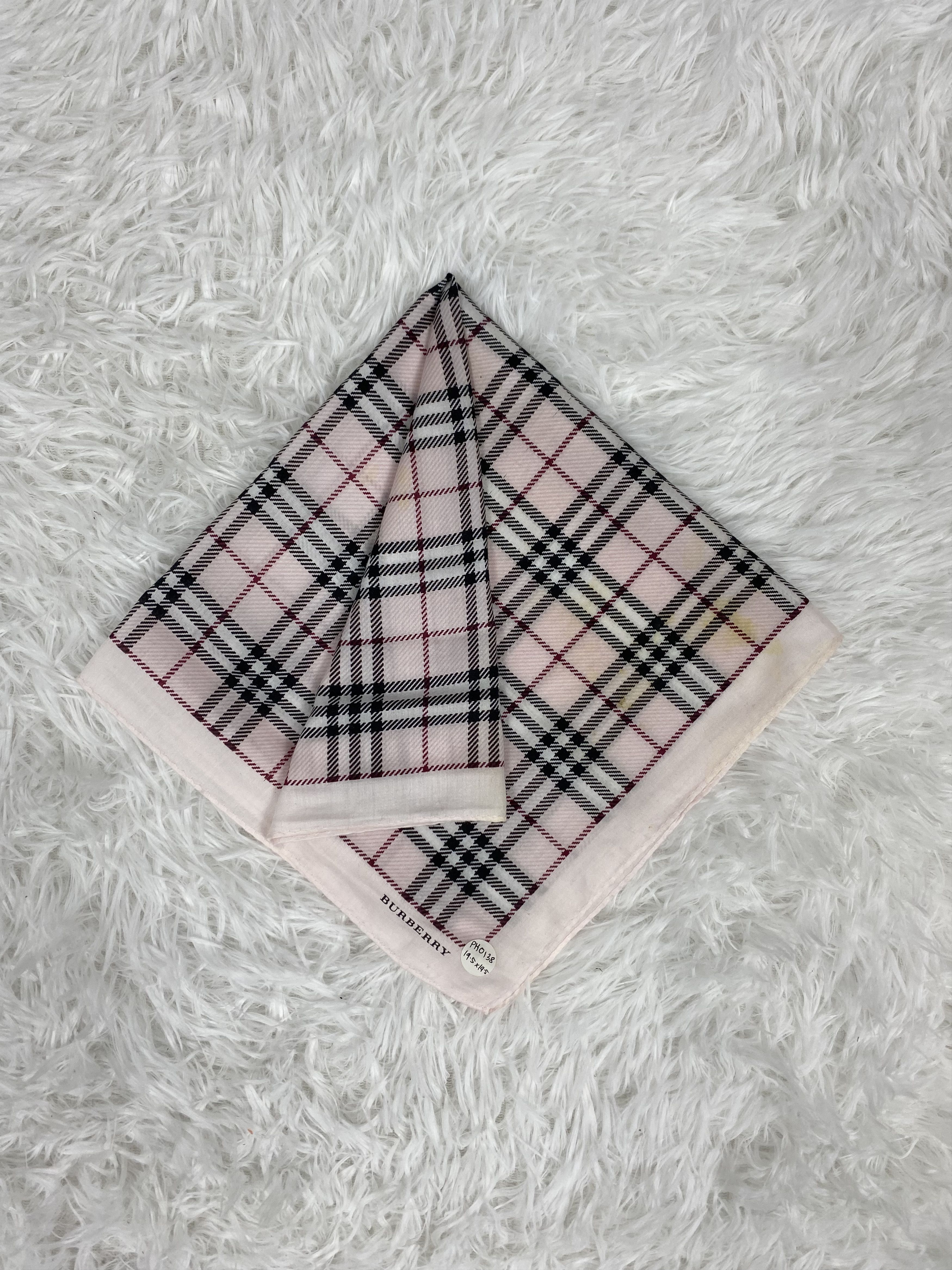 Burberry Vintage Burberry Handkerchief PH0138 Size ONE SIZE - 1 Thumbnail