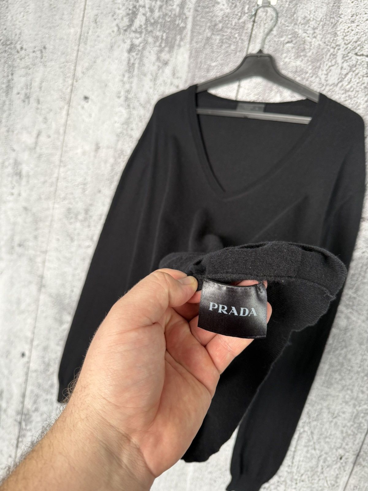 Prada Prada Milano Black V-Neck Sweater Cotton & Cashmere Jumper Size US L / EU 52-54 / 3 - 11 Thumbnail