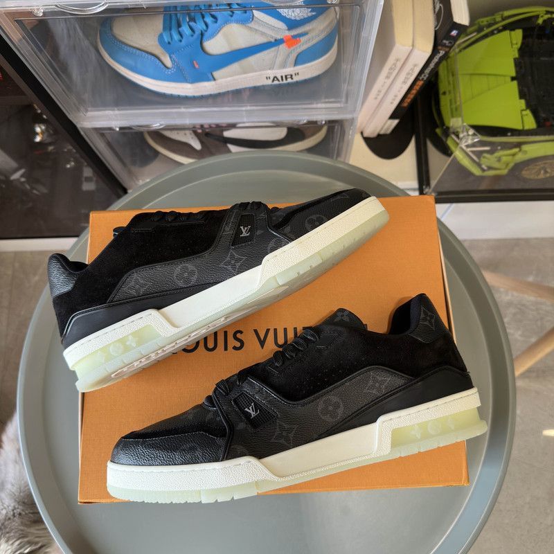 Louis Vuitton Louis Vuitton Trainer Low Top Fashion Sneakers -2508 Size US 11 / EU 44 - 6 Thumbnail