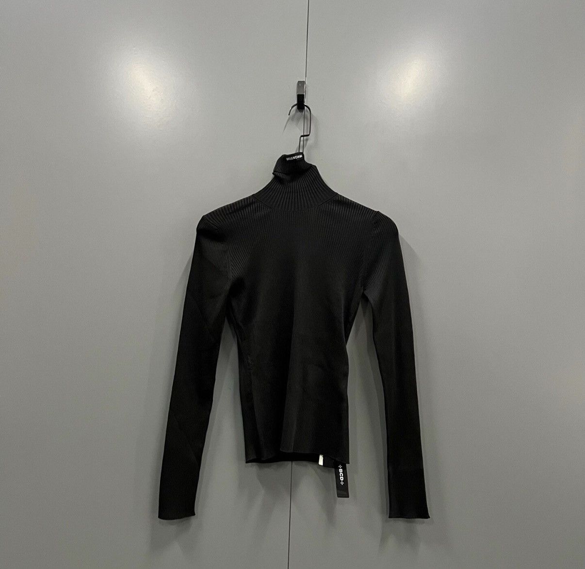Balenciaga Balenciaga black logo collar sweater J41 Size S / US 4 / IT 40 - 1 Thumbnail