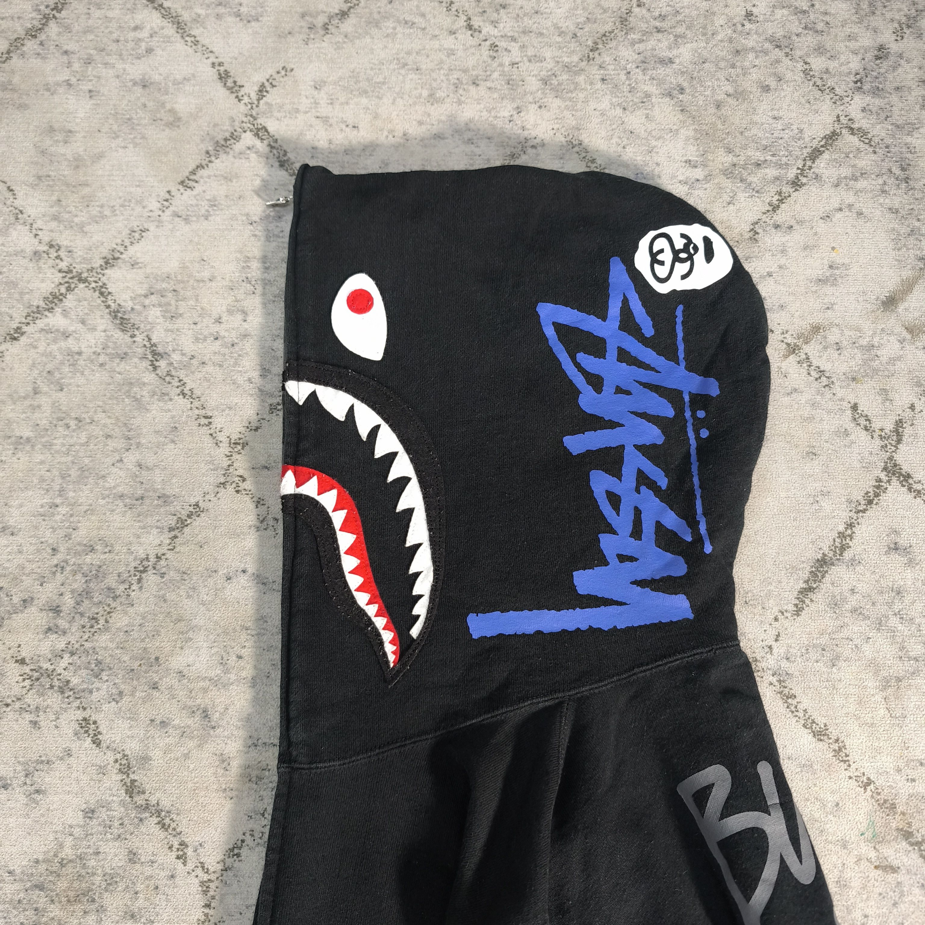 Bape × Stussy 🔥🔥 2013 Bape x Stussy Shark Hoodie Size US M / EU 48-50 / 2 - 5 Thumbnail