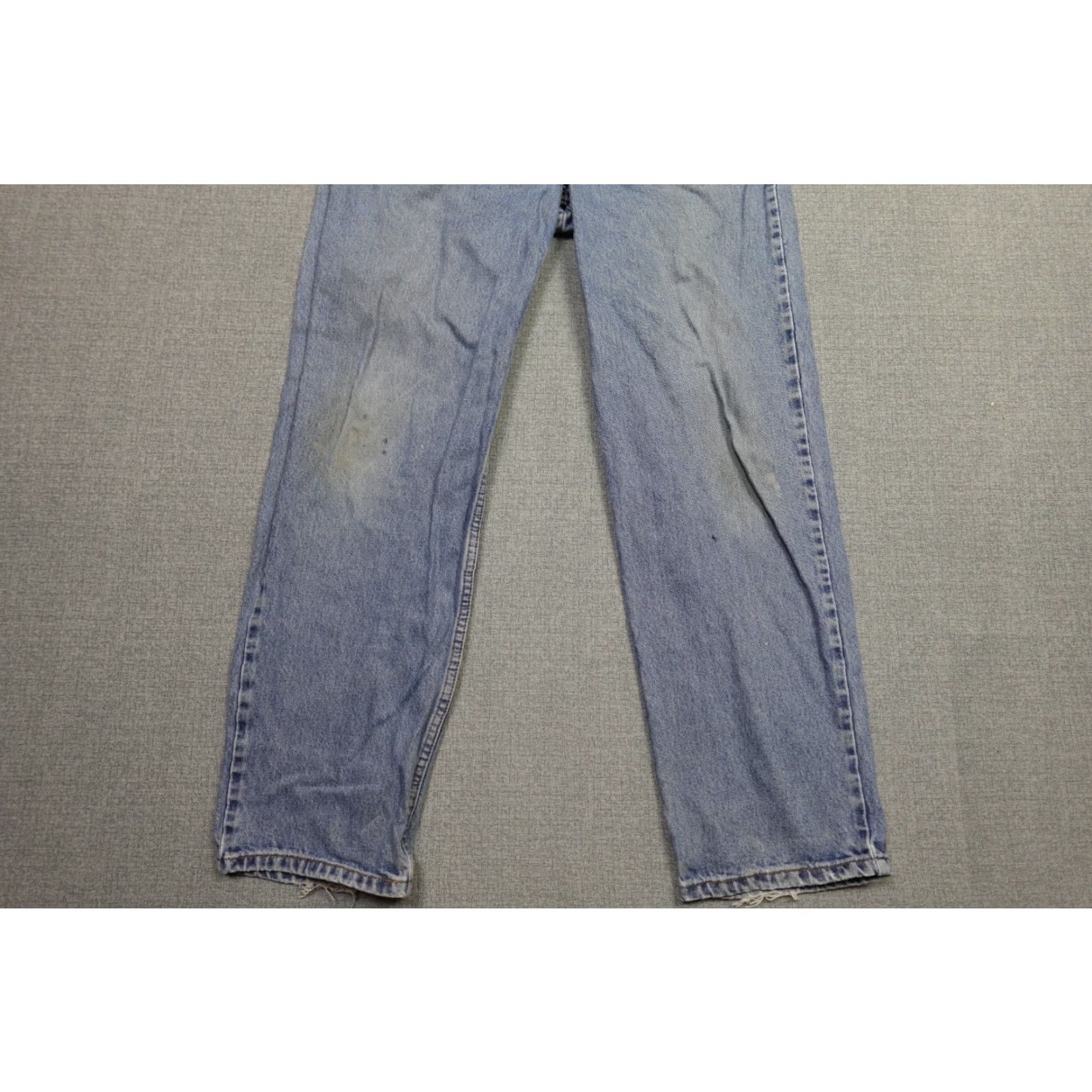 Levi's VINTAGE Levi's Jeans 550 Mens 36x32 Blue Light Wash Distressed Grunge Western Levi's 550 Jeans Mens 36x32 Blue Light Wash Distressed Grunge Western Size US 36 / EU 52 - 3 Thumbnail