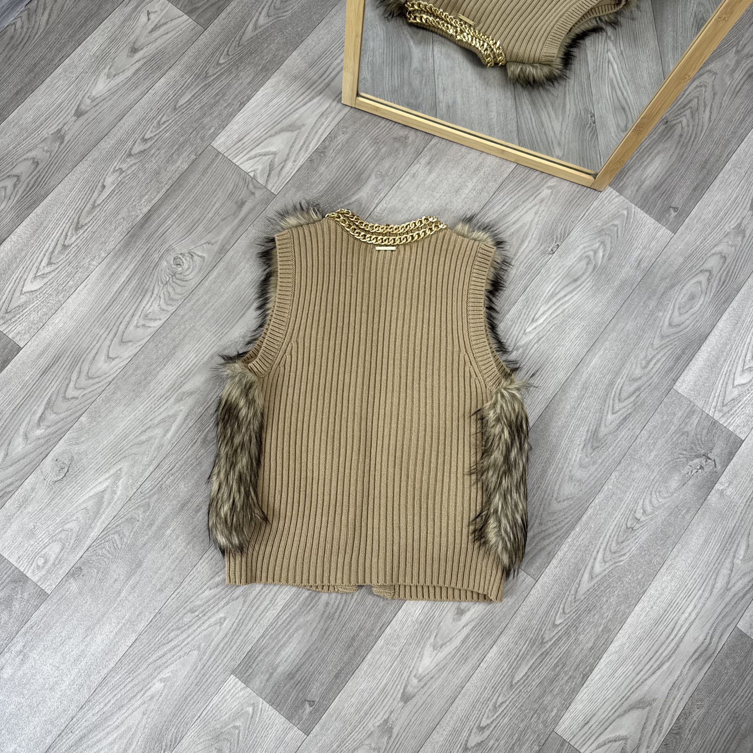 Michael Kors Michael Kors Coyote Faux Fur Vest Jacket Size M / US 6-8 / IT 42-44 - 3 Thumbnail