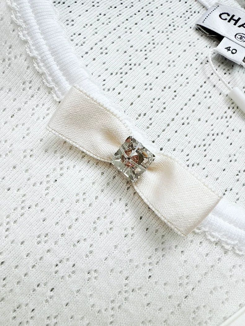 Chanel Chanel White Butterfly Bow Short Sleeve T-Shirt Size L / US 10 / IT 46 - 4 Thumbnail