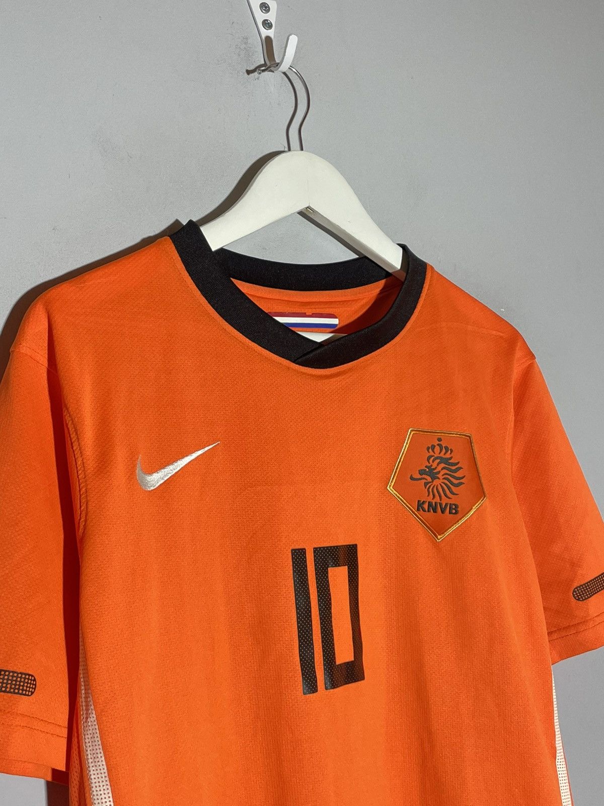 Nike × Vintage #10 Wesley Sneijder Netherlands Nike 2010 Home Football Size US L / EU 52-54 / 3 - 4 Thumbnail