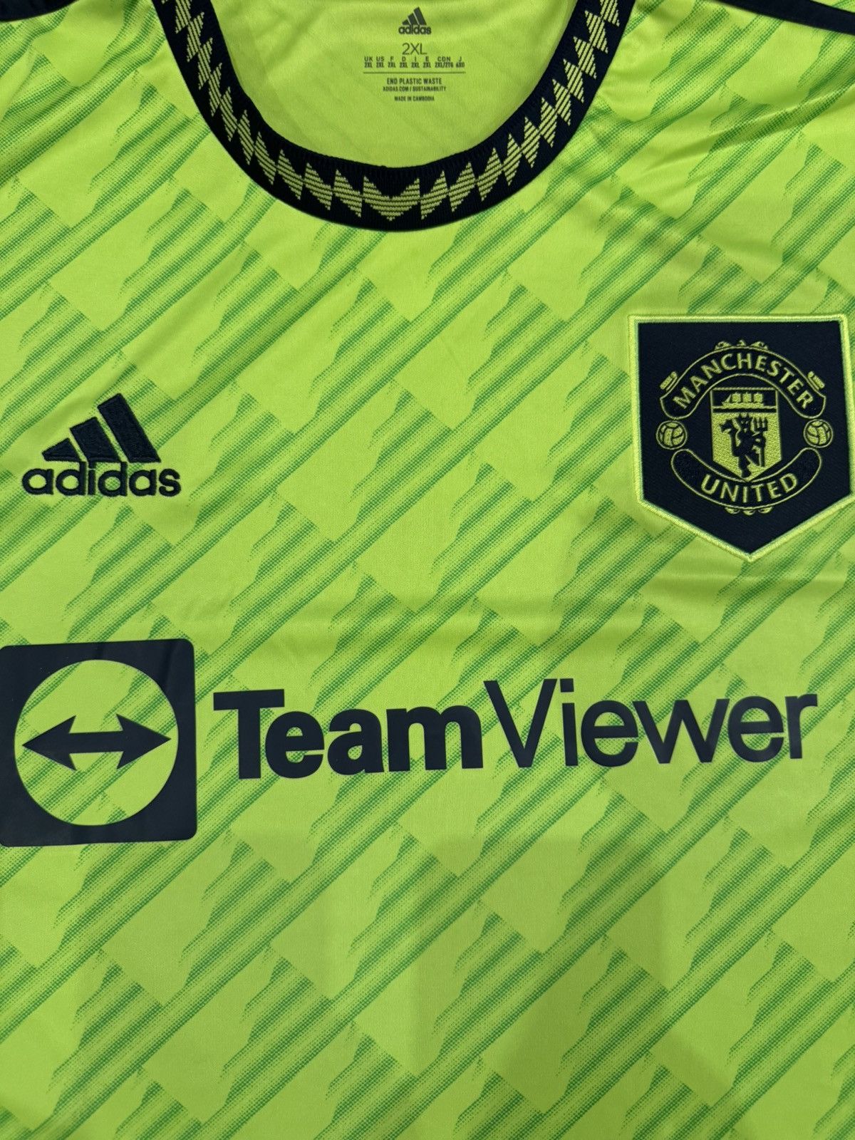 Adidas MANCHESTER UNITED 2022 -23 FOOTBALL JERSEY ADIDAS HE2981 XXL Size US XXL / EU 58 / 5 - 5 Thumbnail