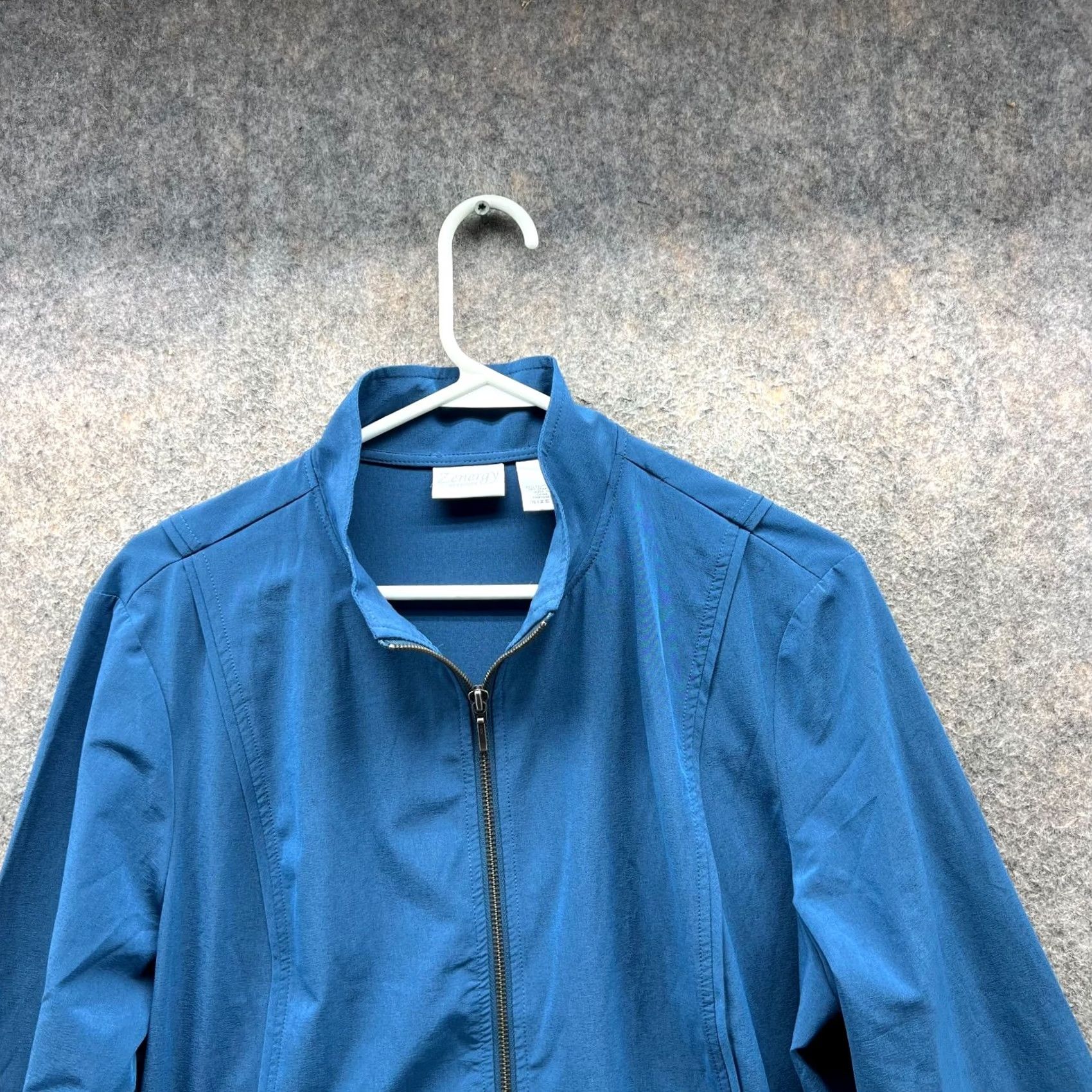 Vintage Zenergy Jacket Womens 2 Blue Full Zip Chico's Windbreaker Lightweight Nike Dri-Fit Activewear Jacket Womens Medium? Size XS / US 0-2 / IT 36-38 - 6 Thumbnail