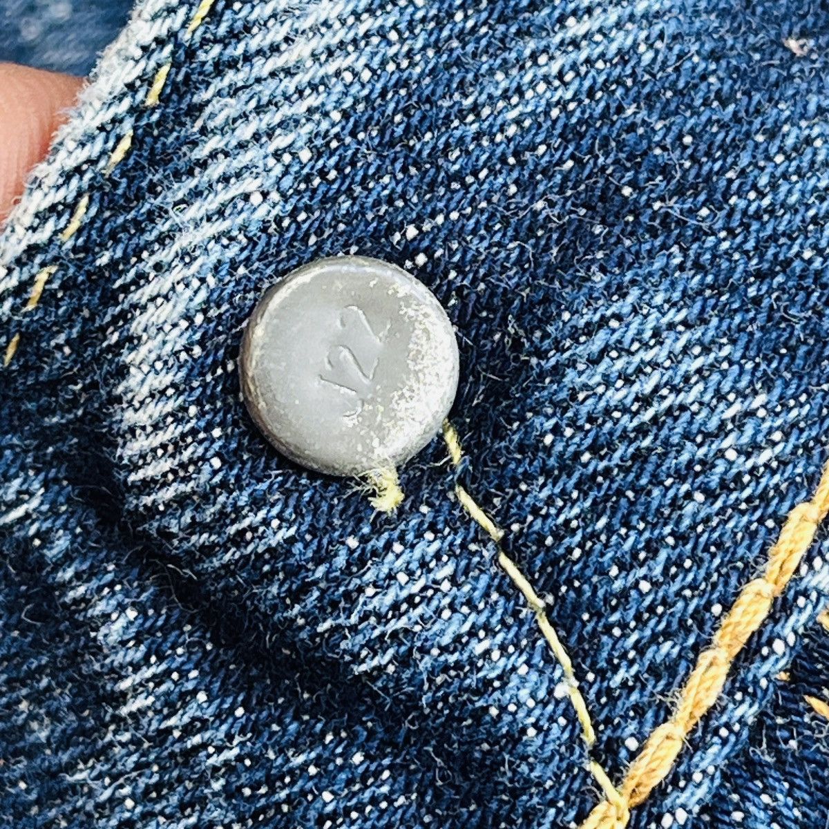 Levi's Vintage Clothing Vintage Levi's 502XX Big E Distressed Selvedge Jeans J22 Size US 31 - 22 Thumbnail