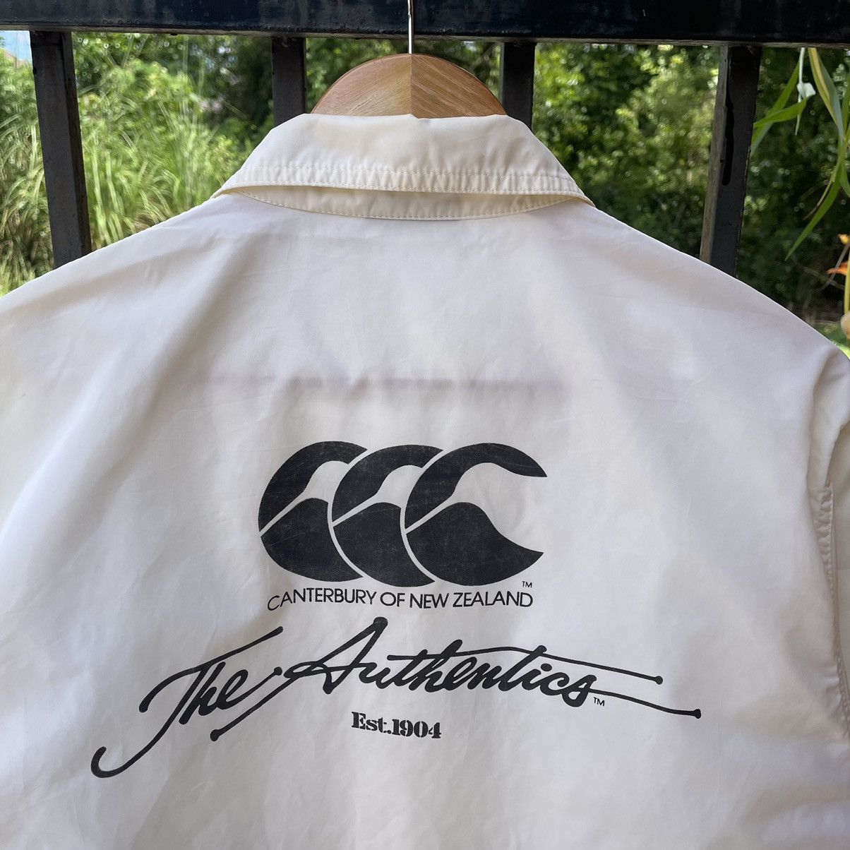 Canterbury of New Zealand × Vintage 🔥Canterbury Big Logo Snap Buttons Coach Light Jacket Size US M / EU 48-50 / 2 - 2 Thumbnail
