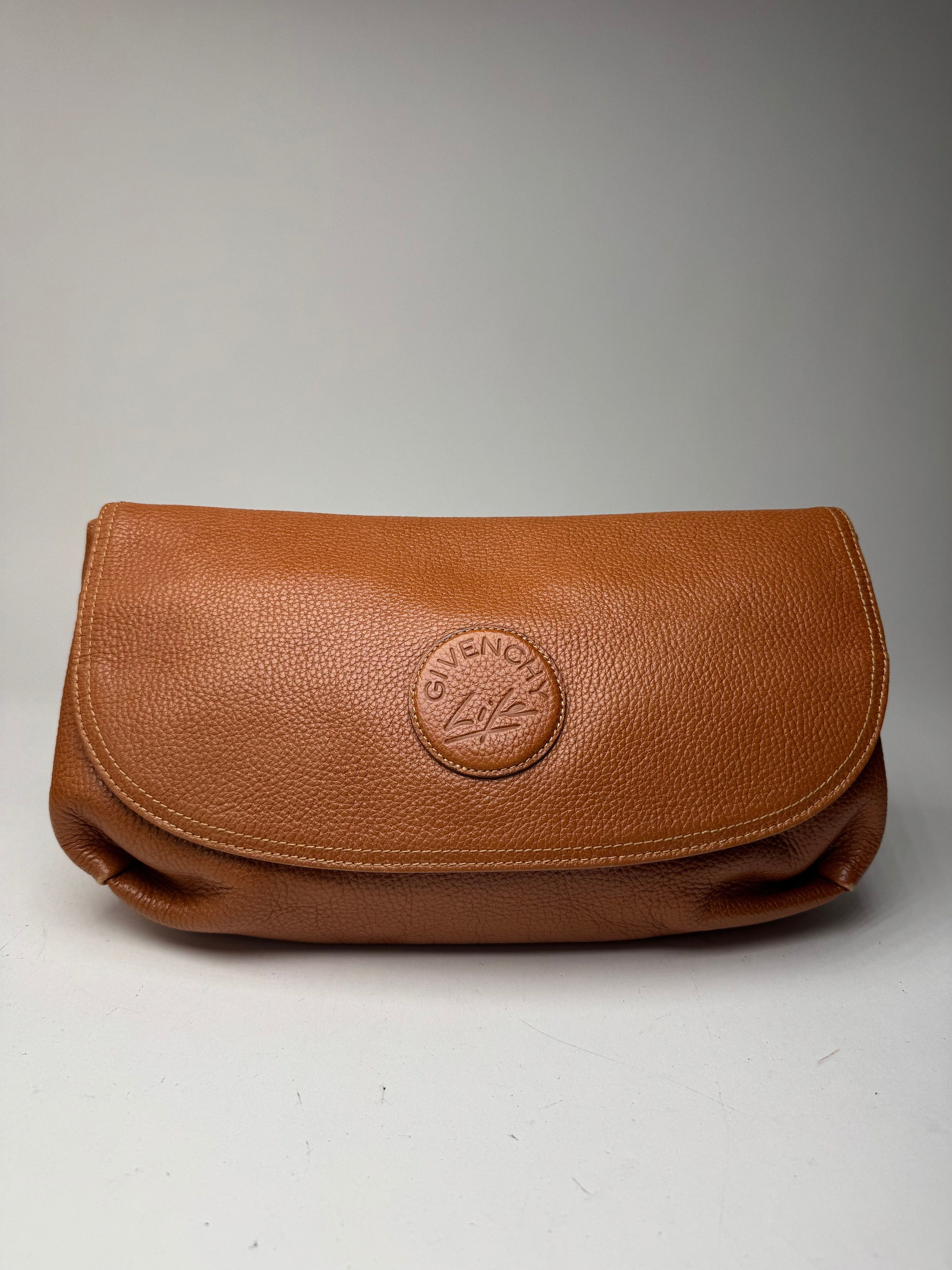 Givenchy Vintage Leather Clutch Brown Size ONE SIZE - 1 Thumbnail