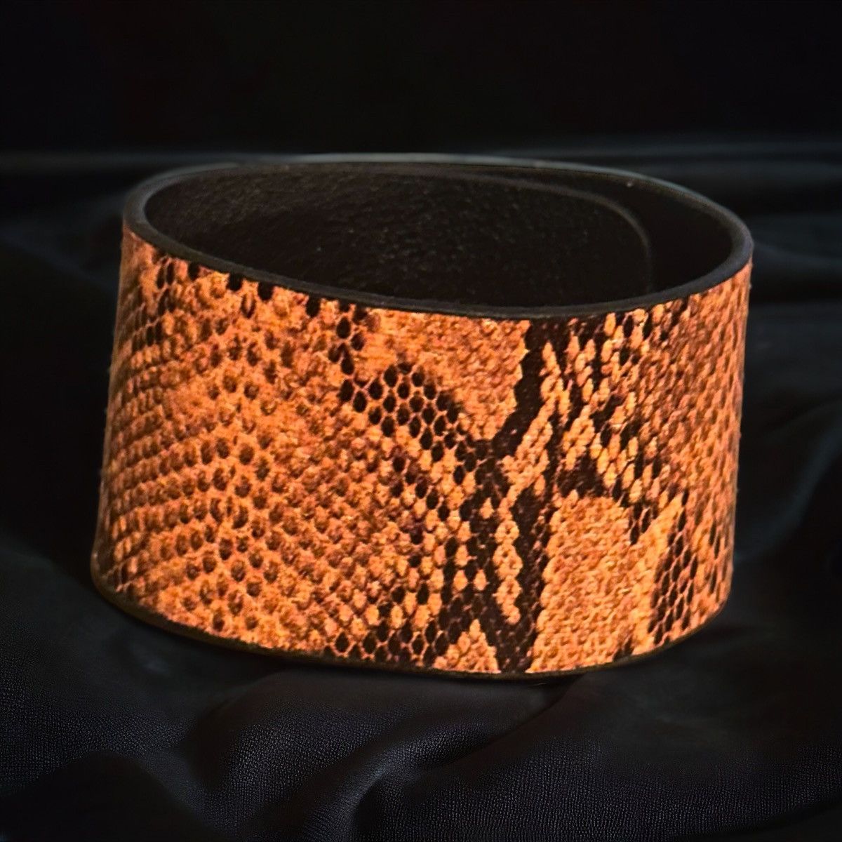 Other Orange snake print leather bracelet Size ONE SIZE - 1 Thumbnail