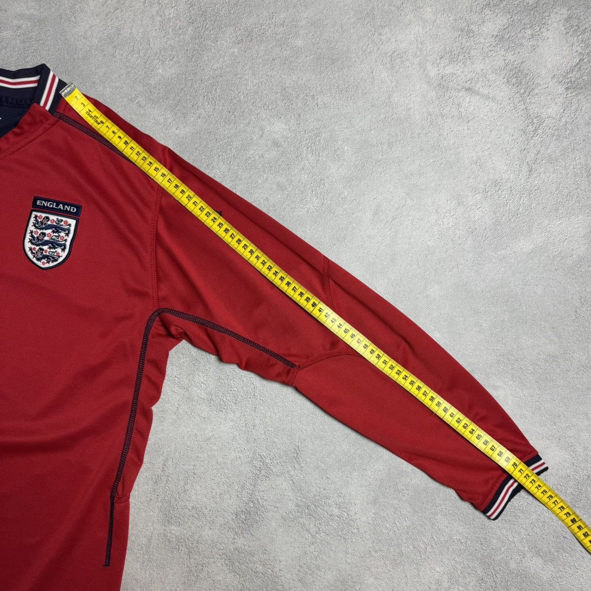 Umbro England 2002/04 Home Shirt Soccer Jersey Long Sleeve Umbro Size US L / EU 52-54 / 3 - 21 Thumbnail