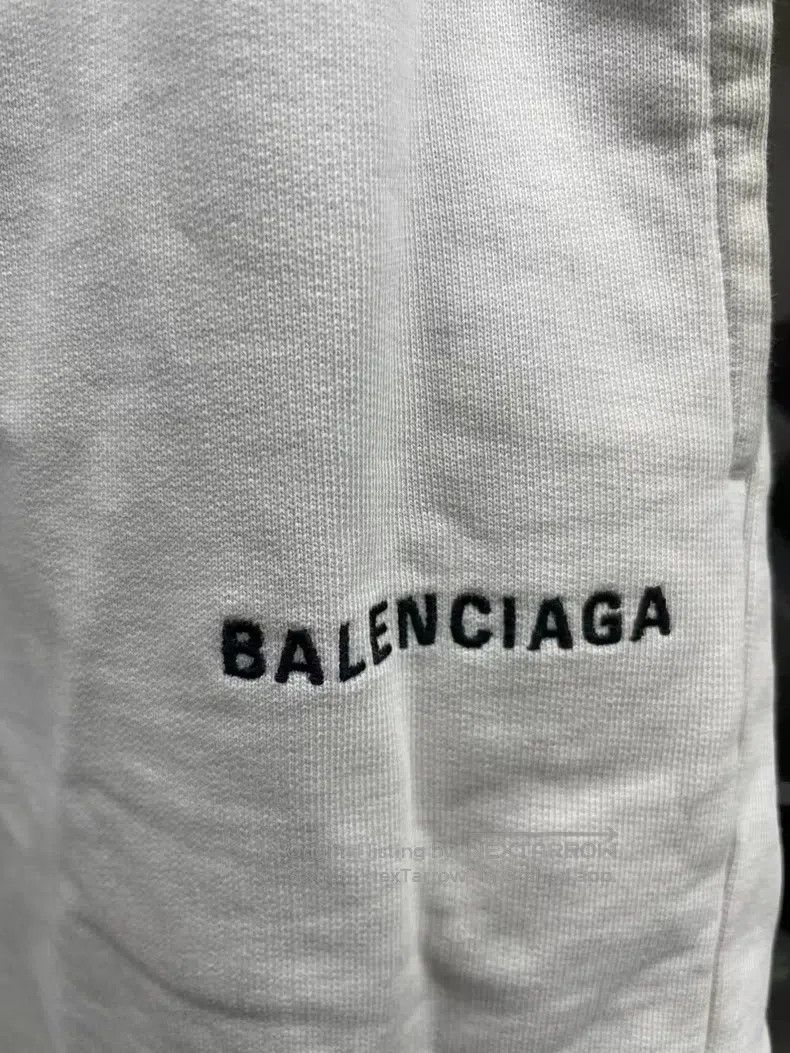 Balenciaga Balenciaga size S Embroidered Logo White Shorts Size US 27 - 4 Thumbnail