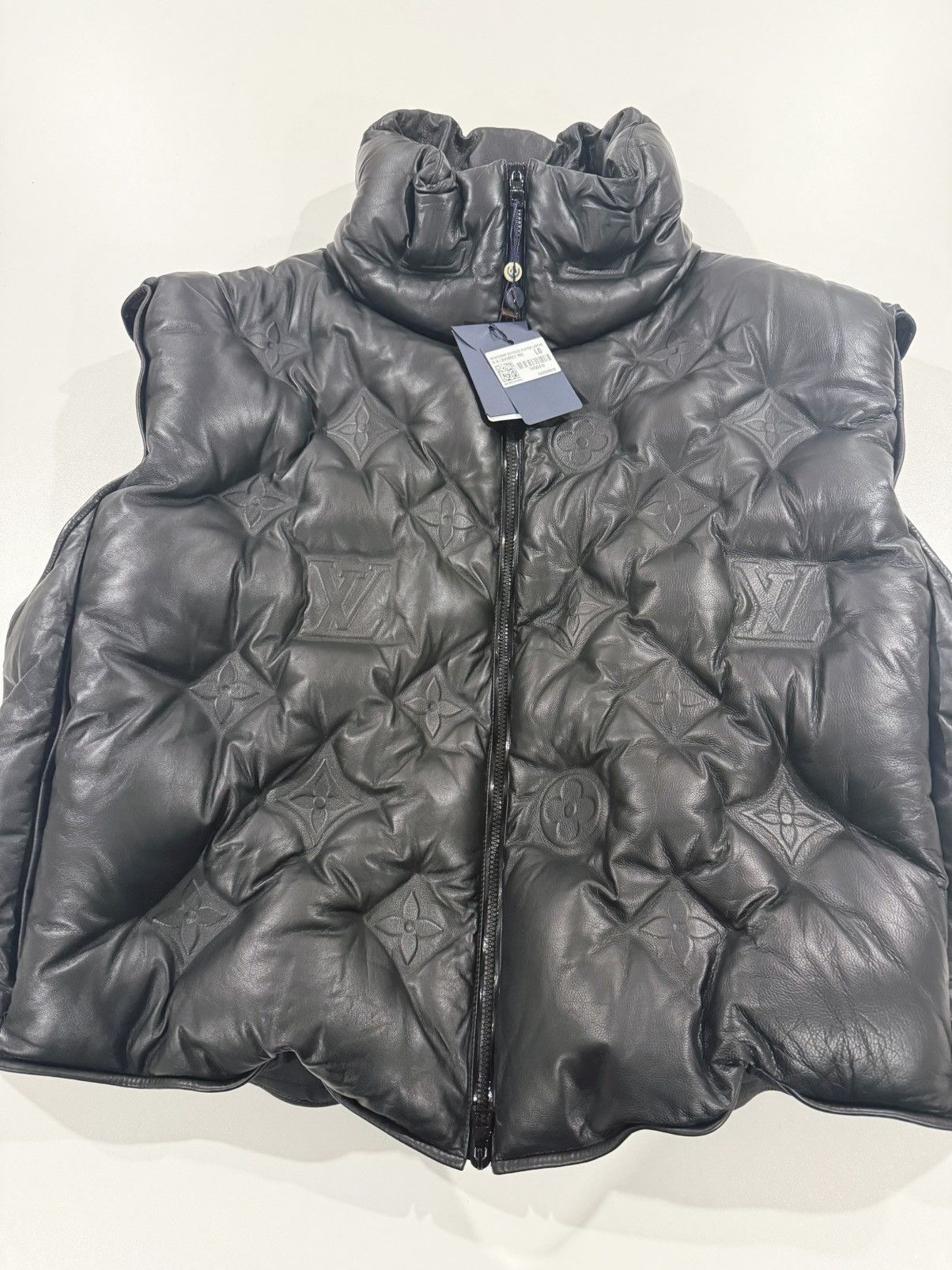 Louis Vuitton Louis Vuitton Monogram boyhood puffer leather vest Size US L / EU 52-54 / 3 - 1 Thumbnail