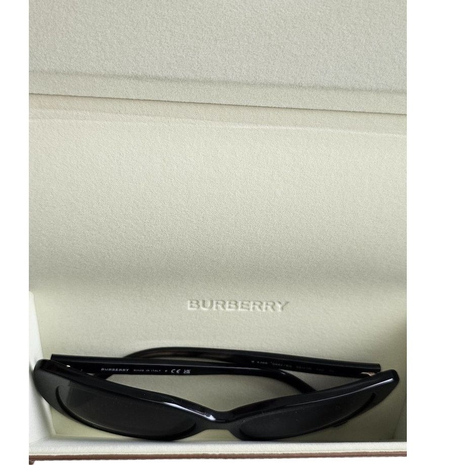 Burberry Burberry BE4366 Tamsin cat-eye sunglasses in black acetate Size ONE SIZE - 6 Thumbnail