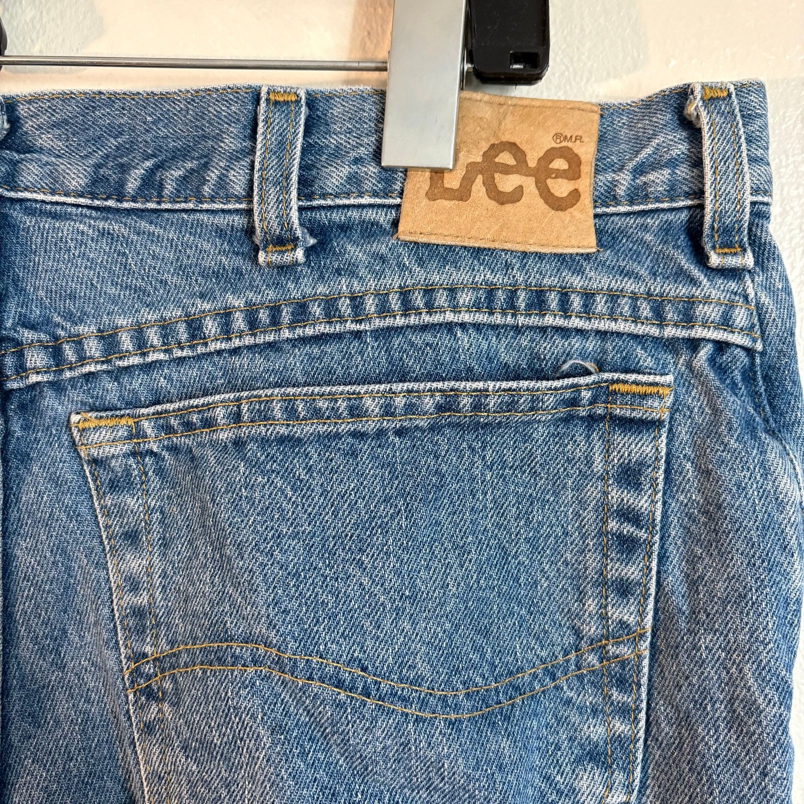 Lee × Vintage Vintage 80s Lee Blue Denim Medium Wash Straight Leg Jeans Size US 36 / EU 52 - 4 Thumbnail