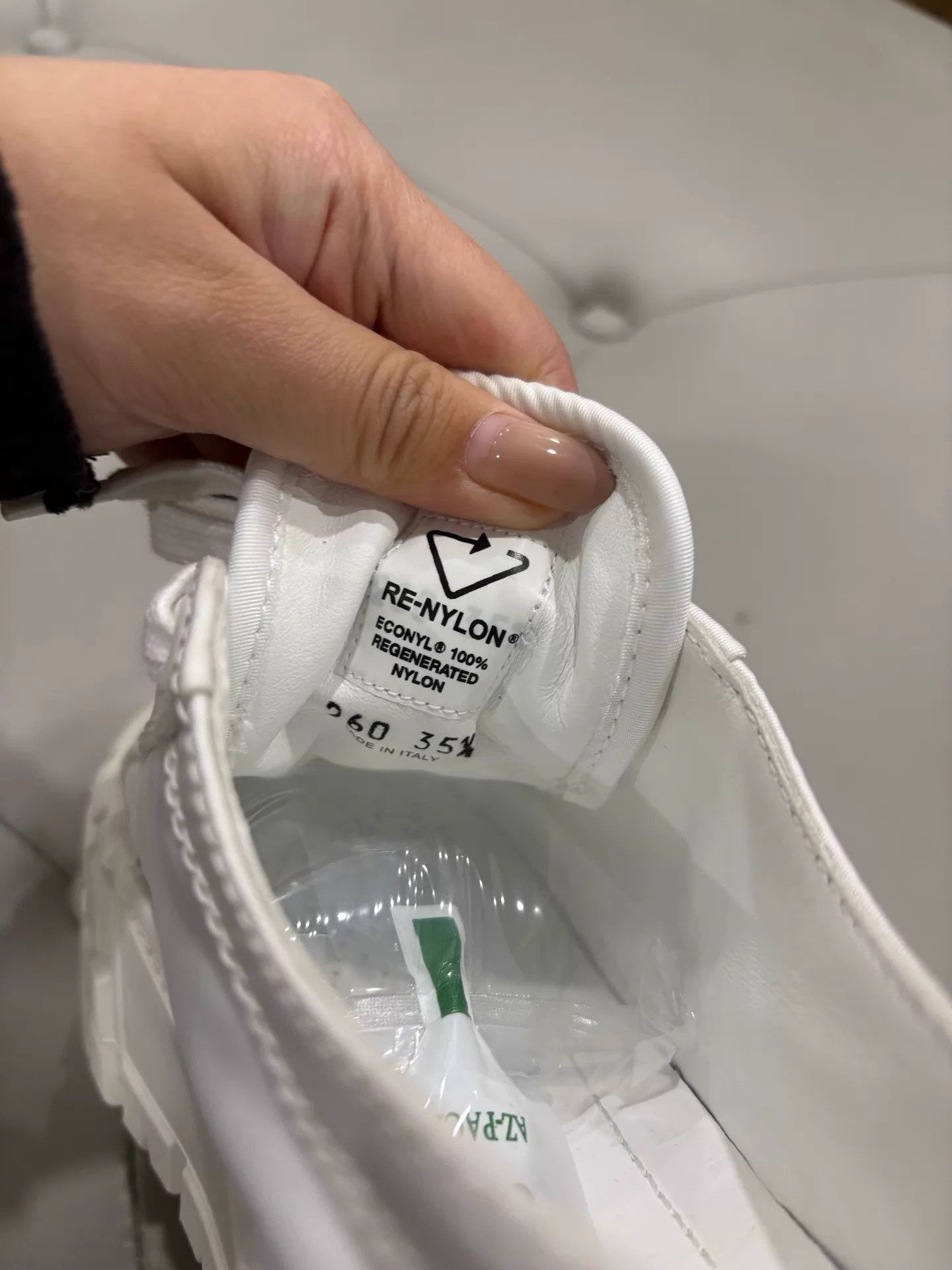 Prada Prada White Canvas Platform Biscuit Shoes 99.99 New Size 35.5 Size US 5 / IT 35 - 5 Thumbnail