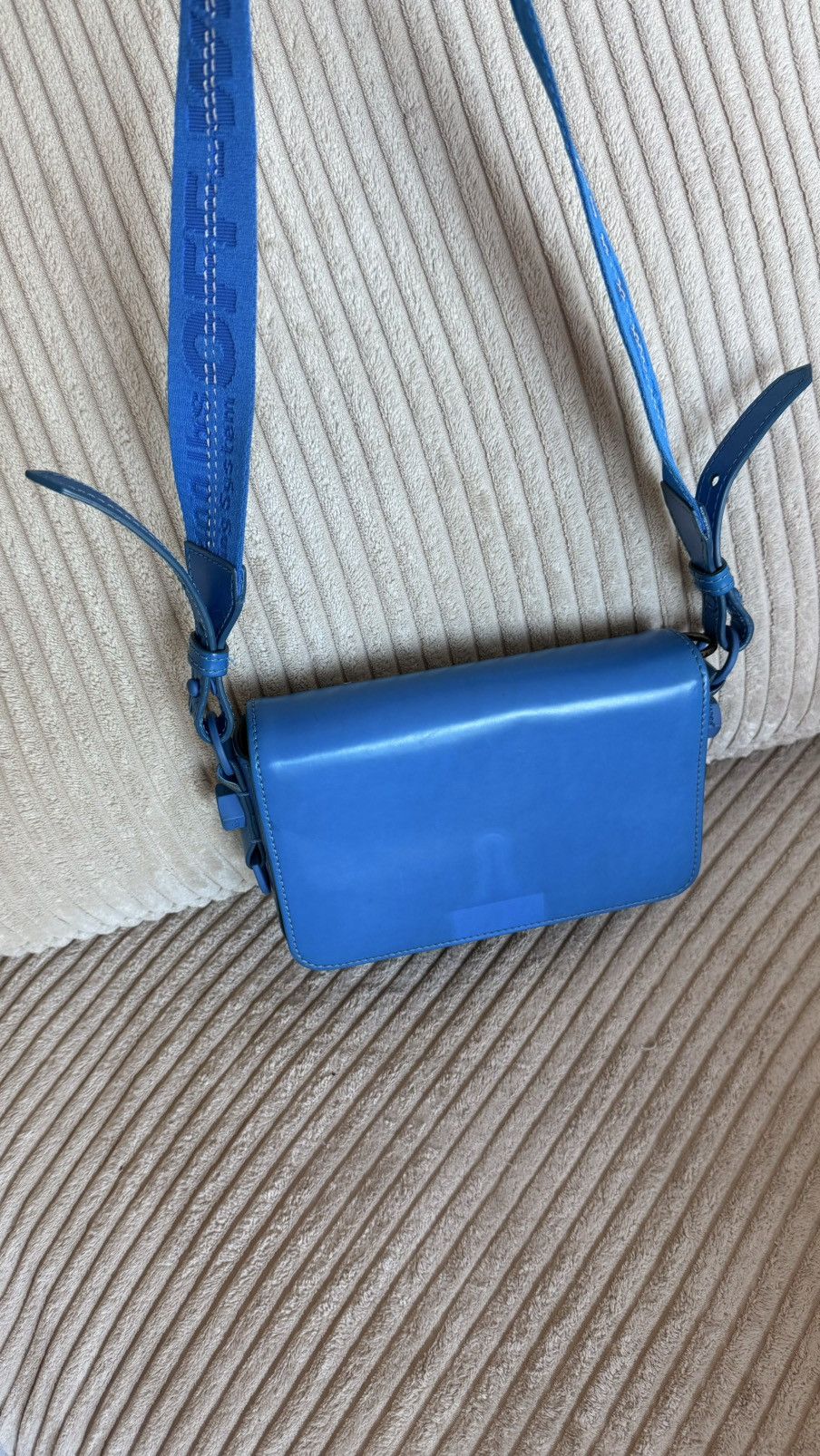 Off-White × Virgil Abloh Off-White Blue Mini Binder Clip Flap Bag Size ONE SIZE - 6 Thumbnail