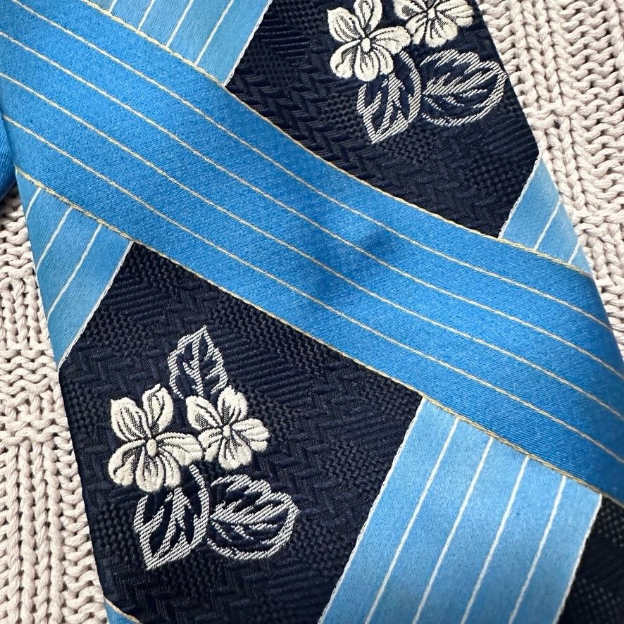 Oleg Cassini Vintage Oleg Cassini blue flower and stripe mens tie Size ONE SIZE - 2 Thumbnail