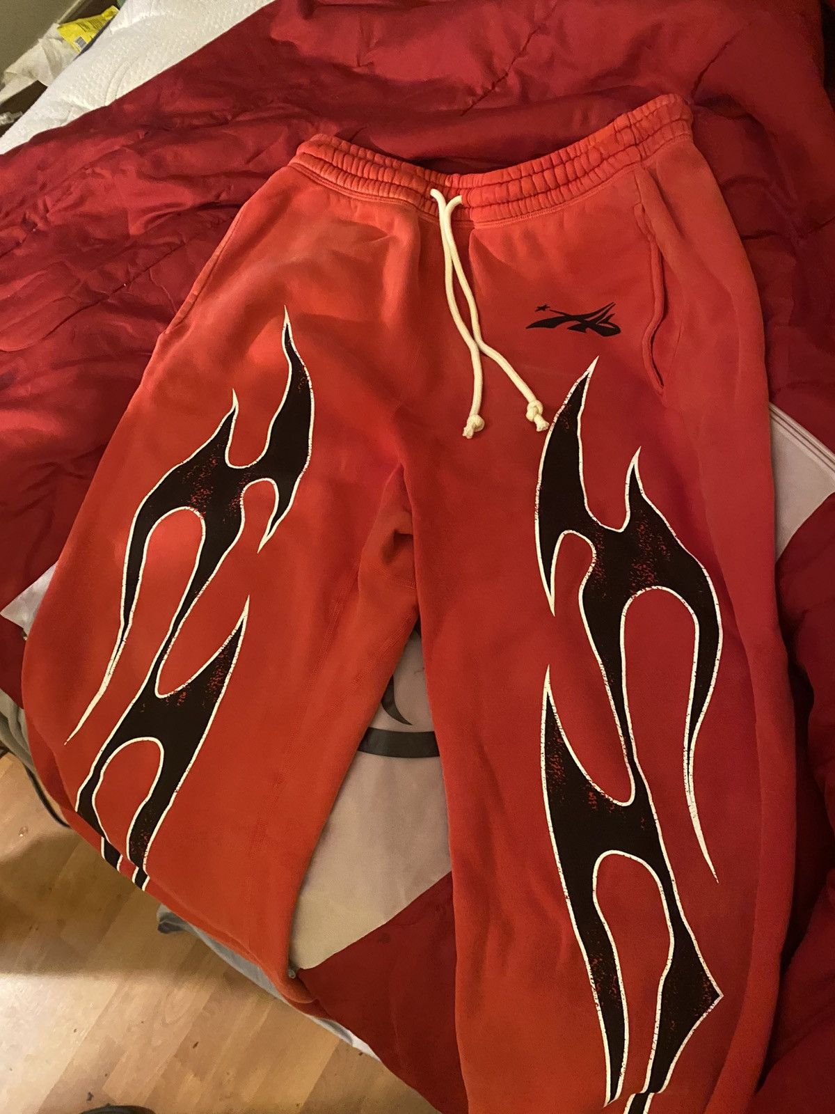 HELLSTAR Brand new hellstar exclusive Halloween sports logo sweats Size US 38 / EU 54 - 1 Preview