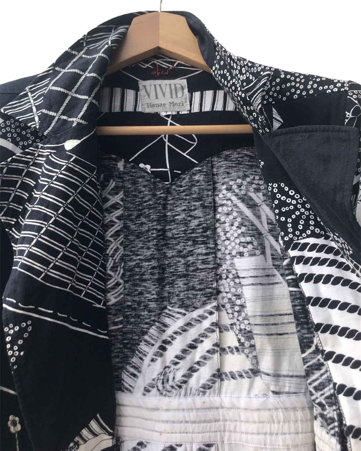 Hanae Mori Vintage Hanae Mori Vivid Blouse Jacket Size 7 Japan Size M / US 6-8 / IT 42-44 - 8 Thumbnail