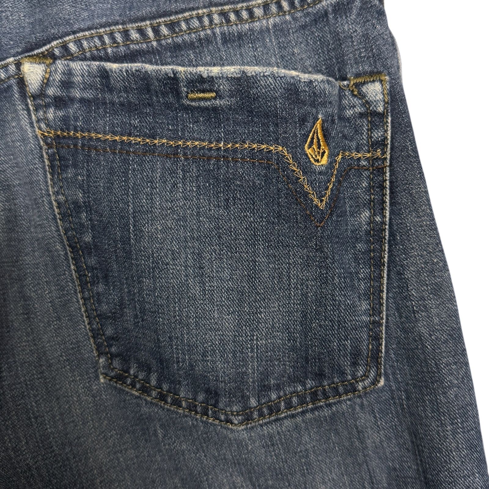 Volcom Vtg Genuine Volcom Mens 32x32 Boardwear Jeans Straight Leg Size US 32 / EU 48 - 12 Thumbnail