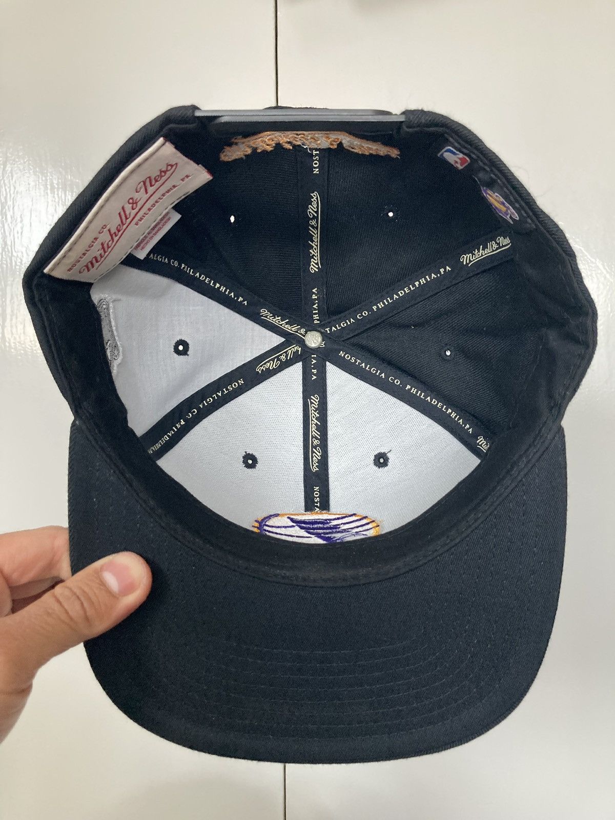 Mitchell & Ness LOS ANGELES LAKERS MITCHELL & NESS SNAPBACK HAT CAP NBA 2016 Size ONE SIZE - 11 Thumbnail