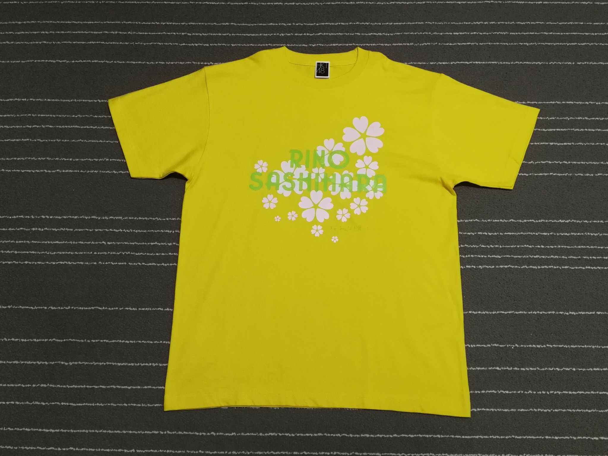 Japanese Brand Rino Sashihara HKT 48 tee M 1958 japanese artis Size US M / EU 48-50 / 2 - 1 Thumbnail
