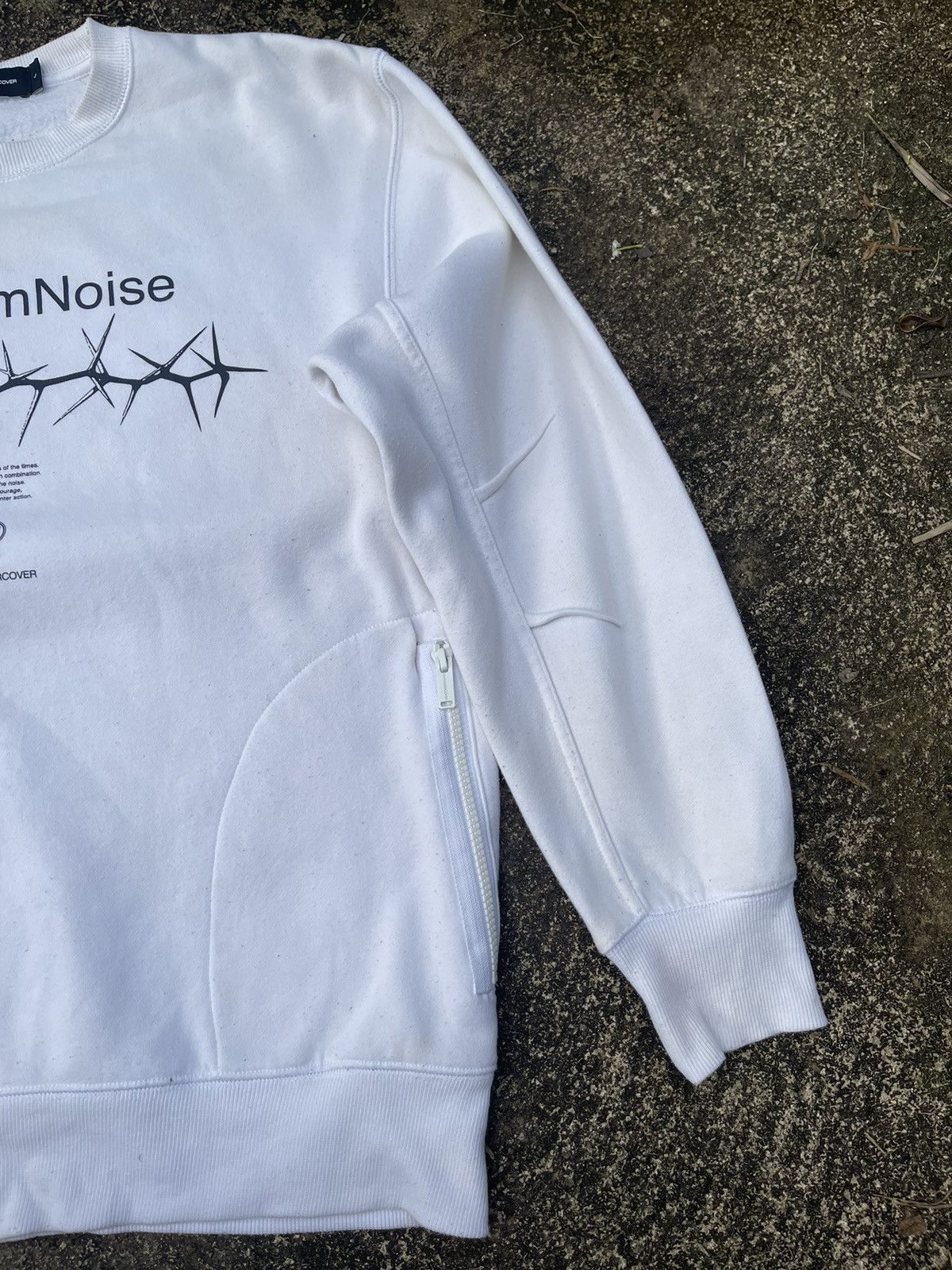 GU × Jun Takahashi × Undercover GU Undercover "Freedom Noise" Sweatshirt (White) Size US L / EU 52-54 / 3 - 7 Thumbnail