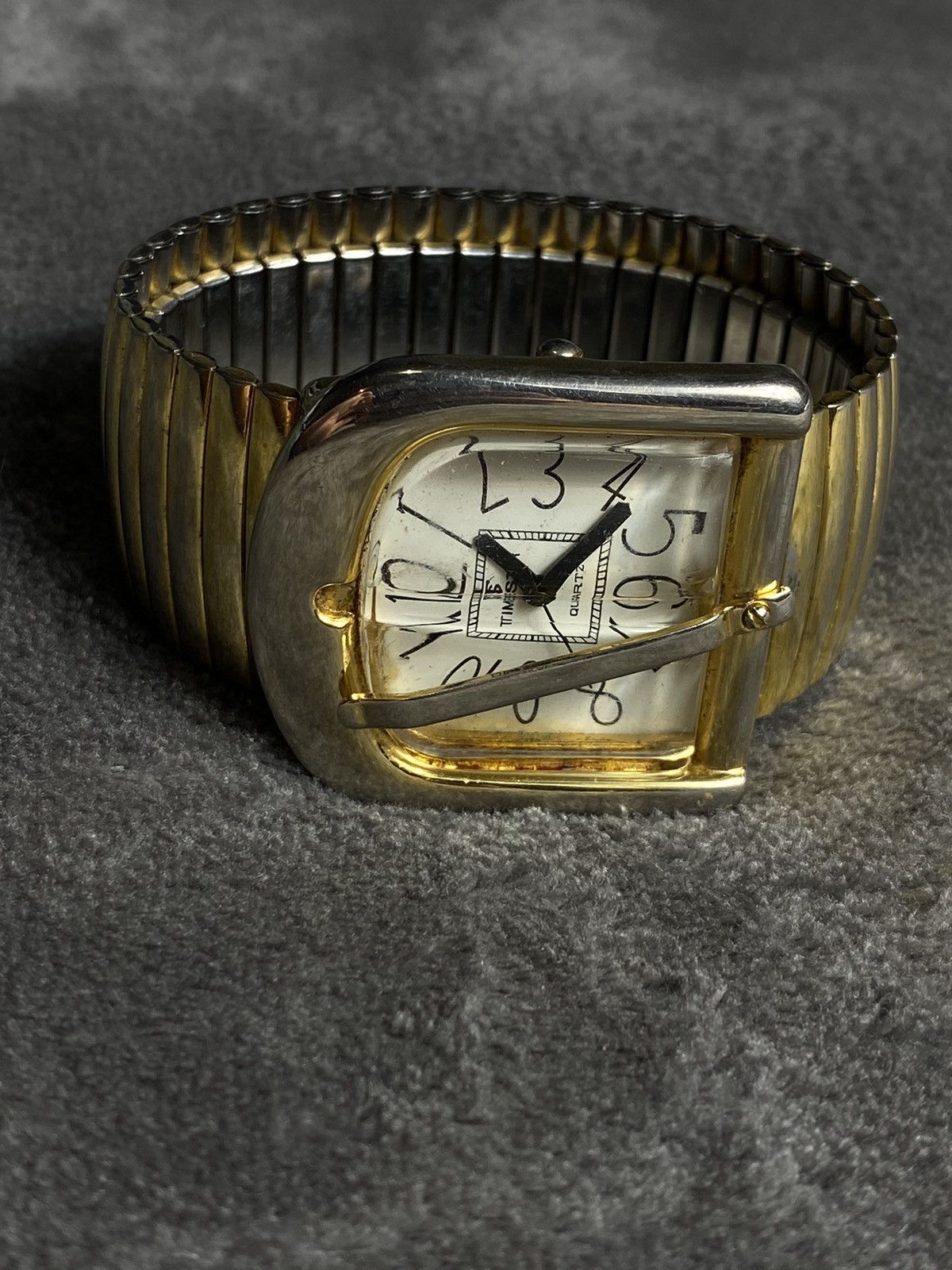 Jewelry Futuristic Vintage Japan Buckle Quartz Watch - Work 100% Size ONE SIZE - 1 Thumbnail
