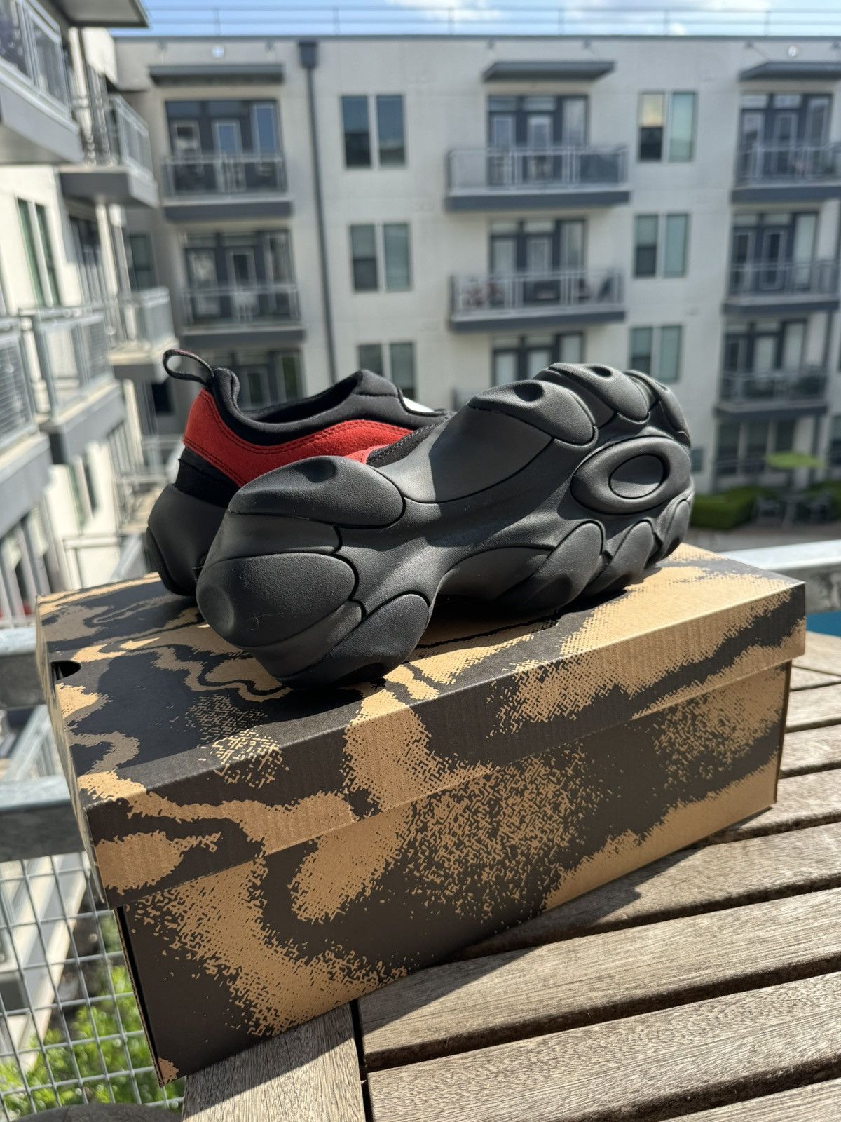 Brain Dead × Oakley OAKLEY FACTORY TEAM SUEDE FLESH SANDAL - LAVA/BLACK Size US 9 / EU 42 - 4 Thumbnail