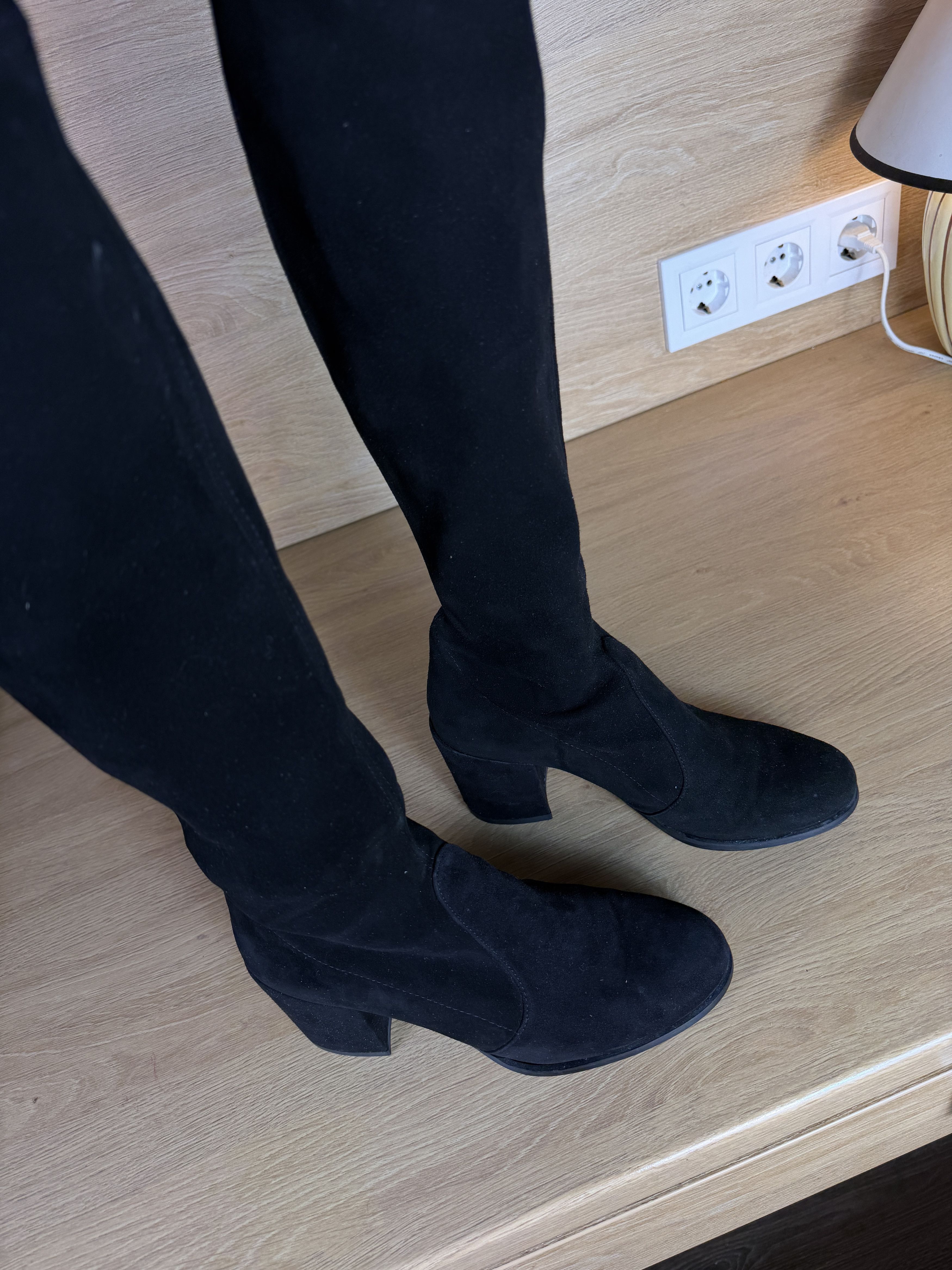 Stuart Weitzman stuart weitzman over the knee boots Size US 7 / IT 37 - 6 Thumbnail